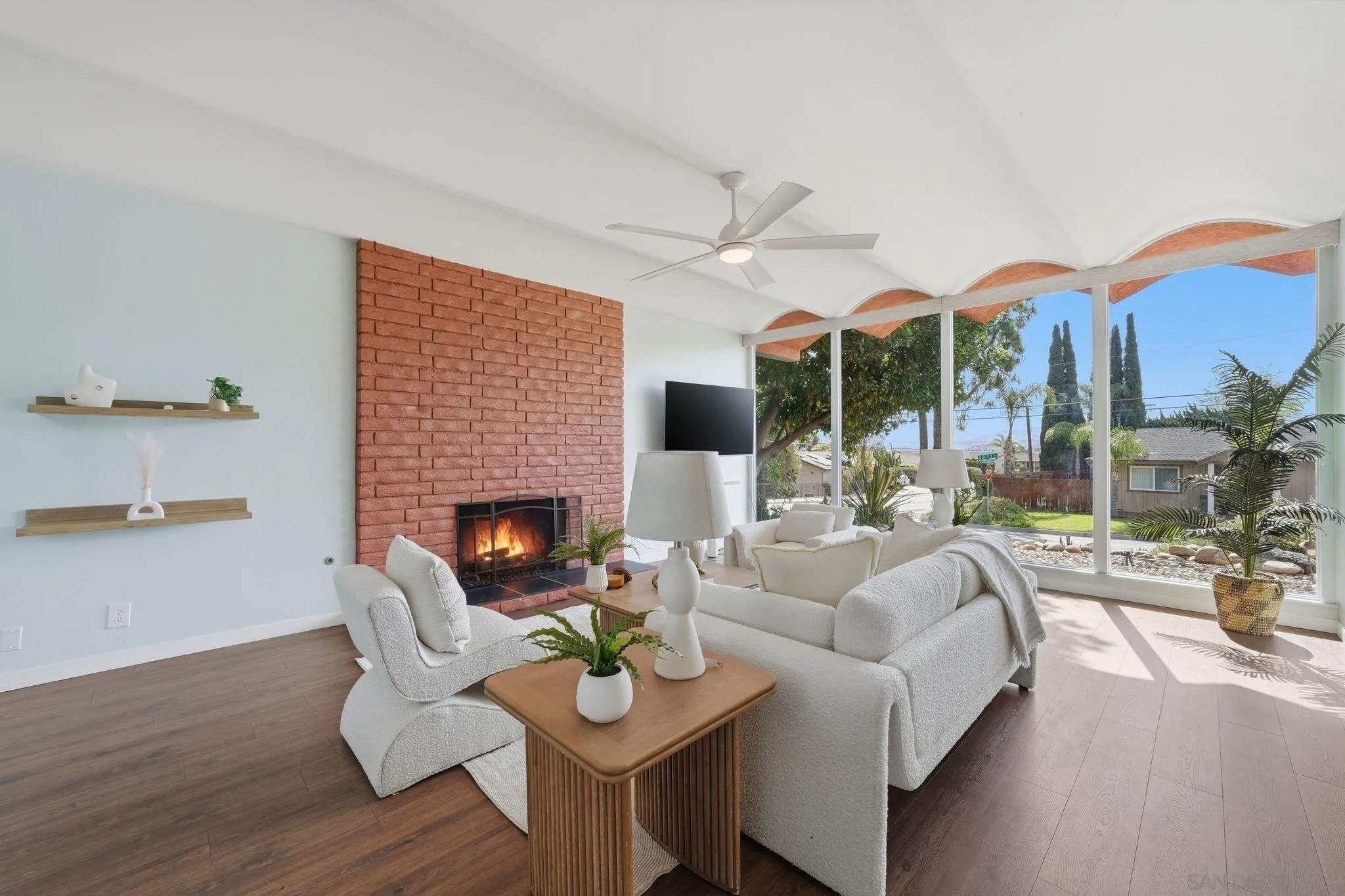1760 Essex Street, El Cajon, CA, 92020