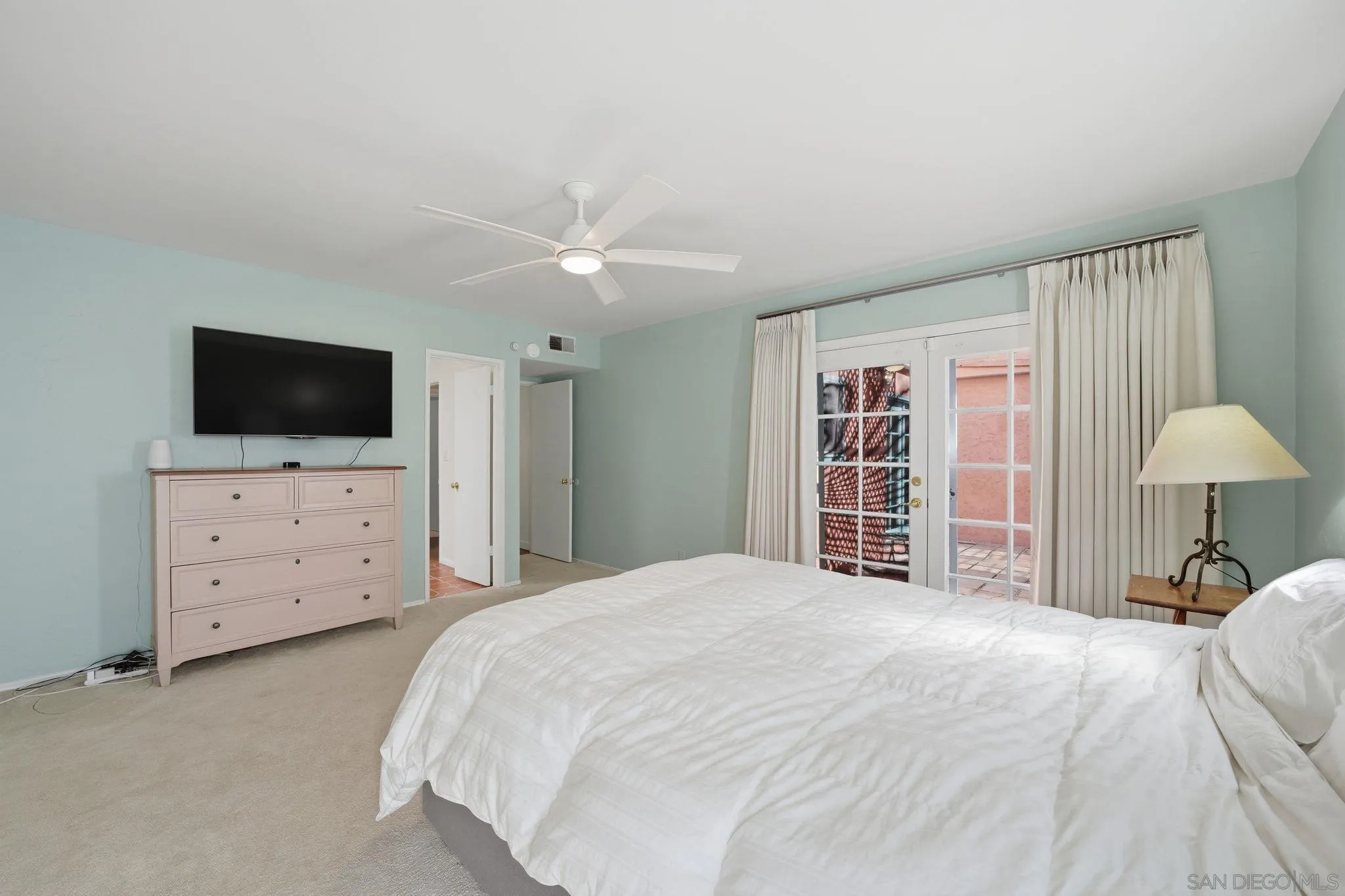 1760 Essex Street, El Cajon, CA, 92020