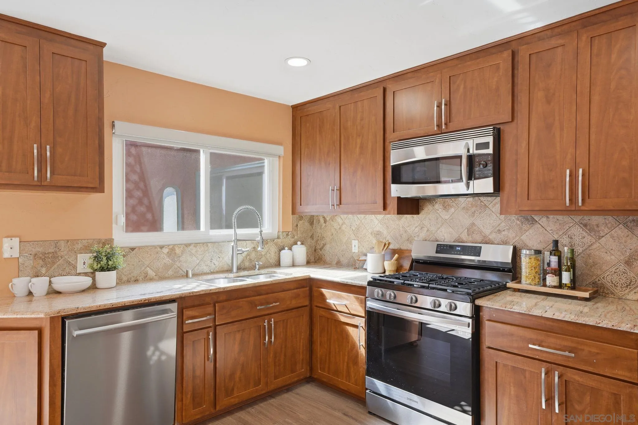 1760 Essex Street, El Cajon, CA, 92020