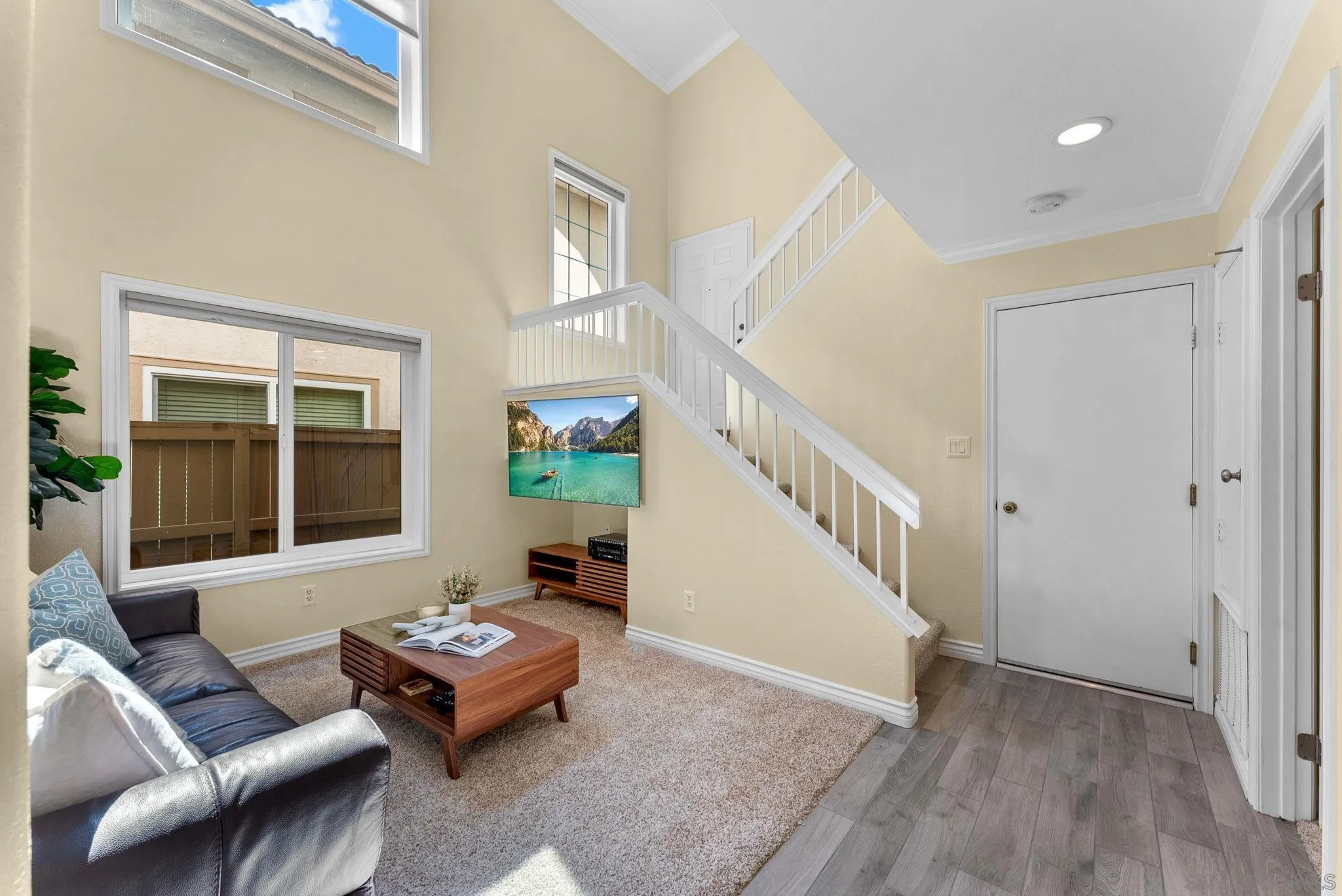 https://cdn.realtyfeed.com/cdn/127/260008880/1a95fa6da484c31e09b875582a178f69.webp