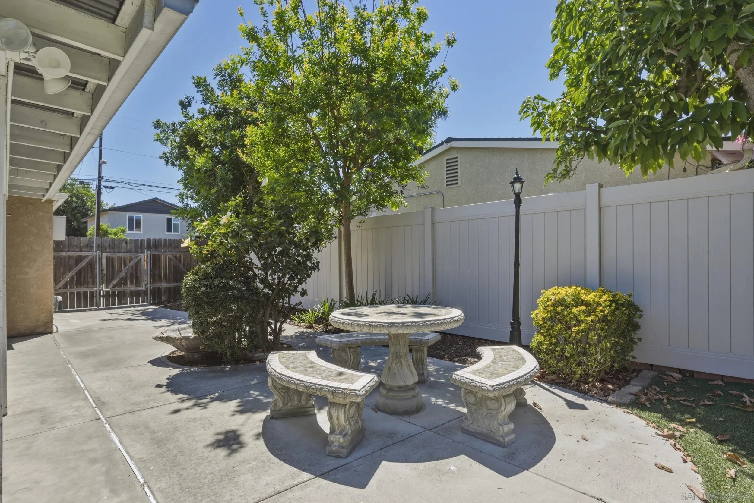 https://cdn.realtyfeed.com/cdn/127/260008883/2874d5bcf41debdf789c5da46812c3fa.webp