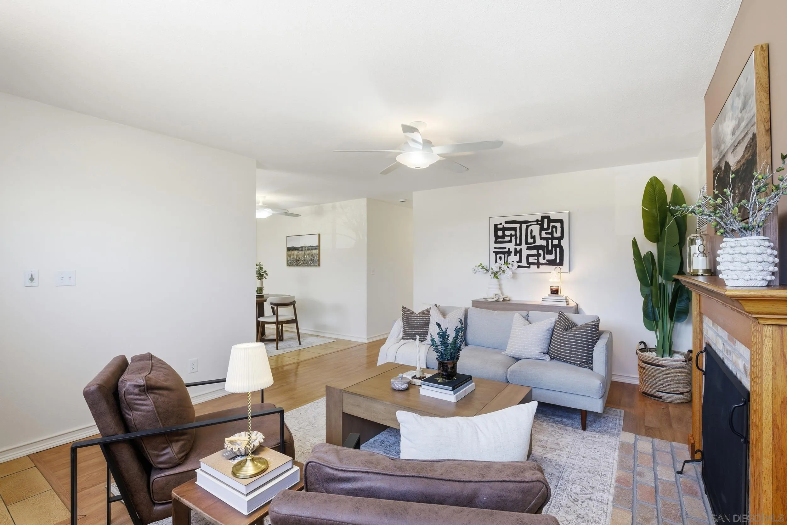 https://cdn.realtyfeed.com/cdn/127/260008883/bb3e965e2860ad2e1a56eb1a8c55ef3e.webp