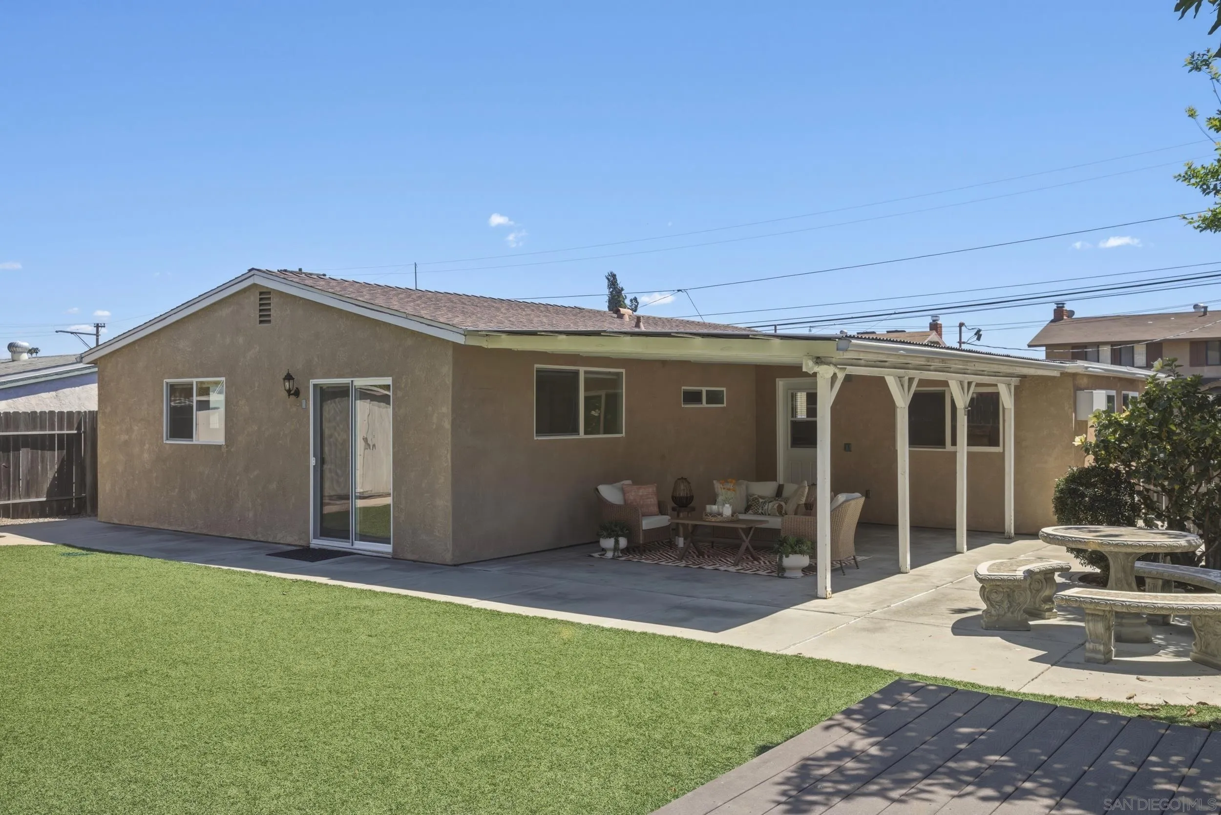 https://cdn.realtyfeed.com/cdn/127/260008883/e0a5ddb6723dd966ab187023aa11186d.webp