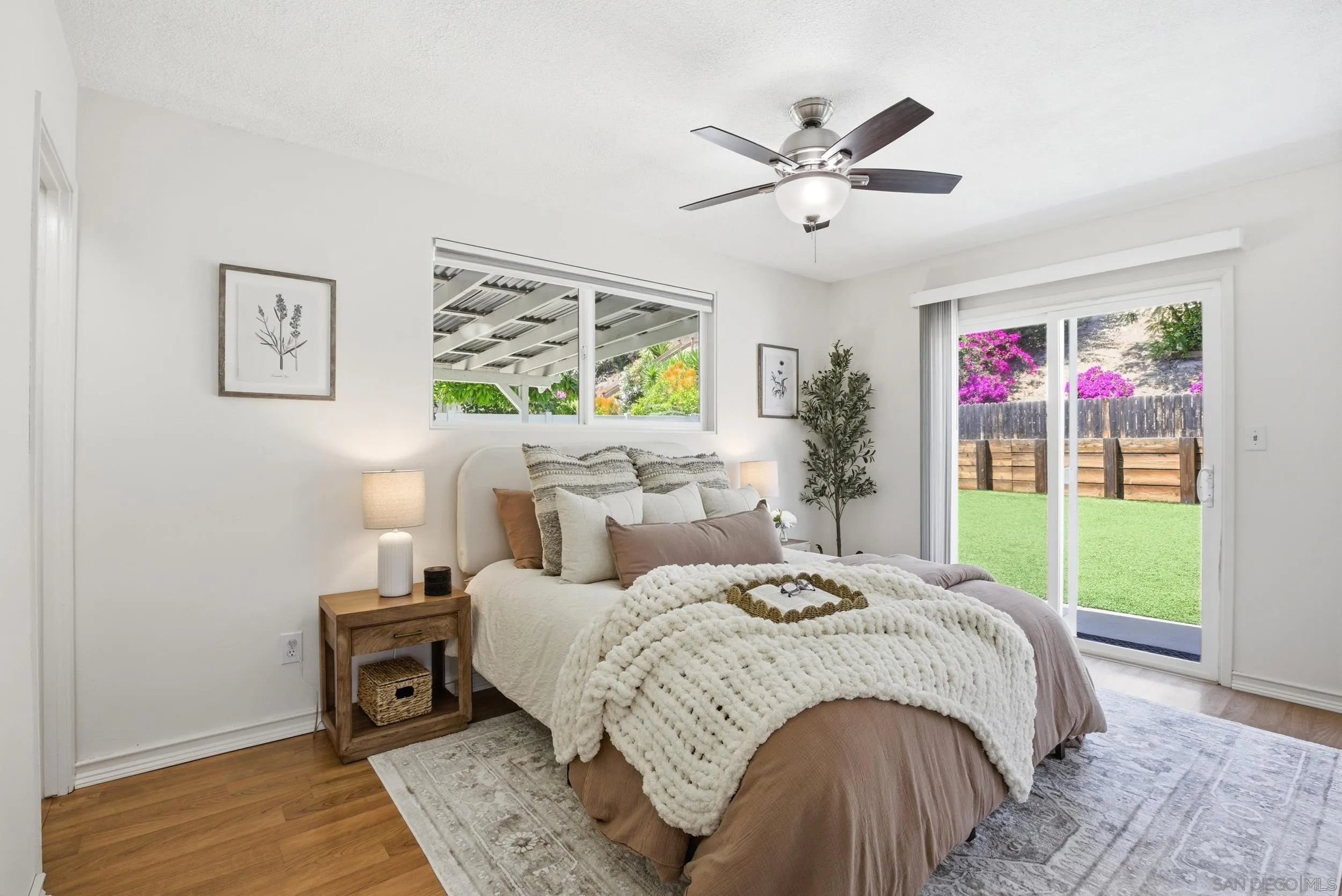 https://cdn.realtyfeed.com/cdn/127/260008883/f3641de2024b446f77a4a941e6fdd538.webp