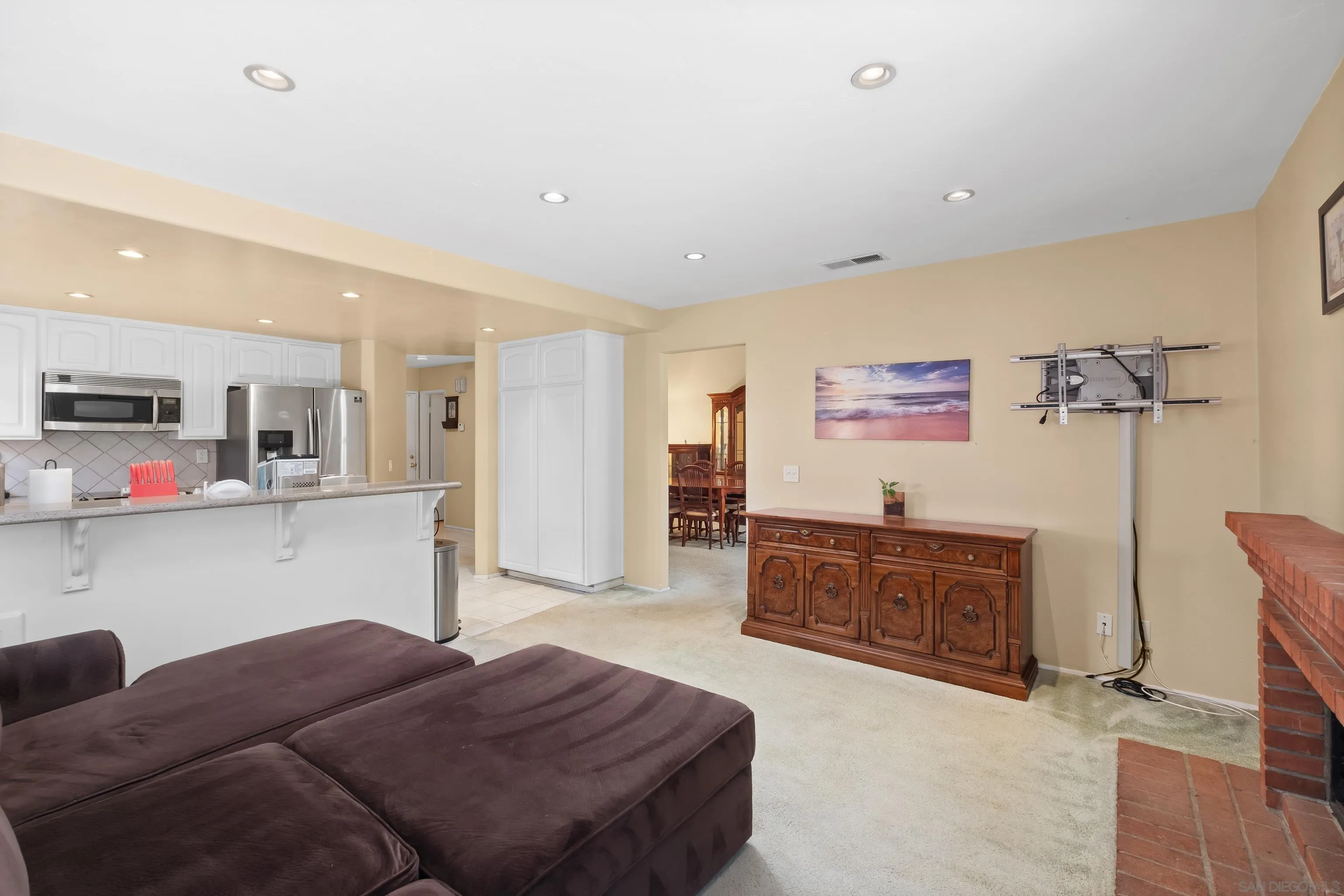 Photo #9: 260008888 Listing: Photo #9