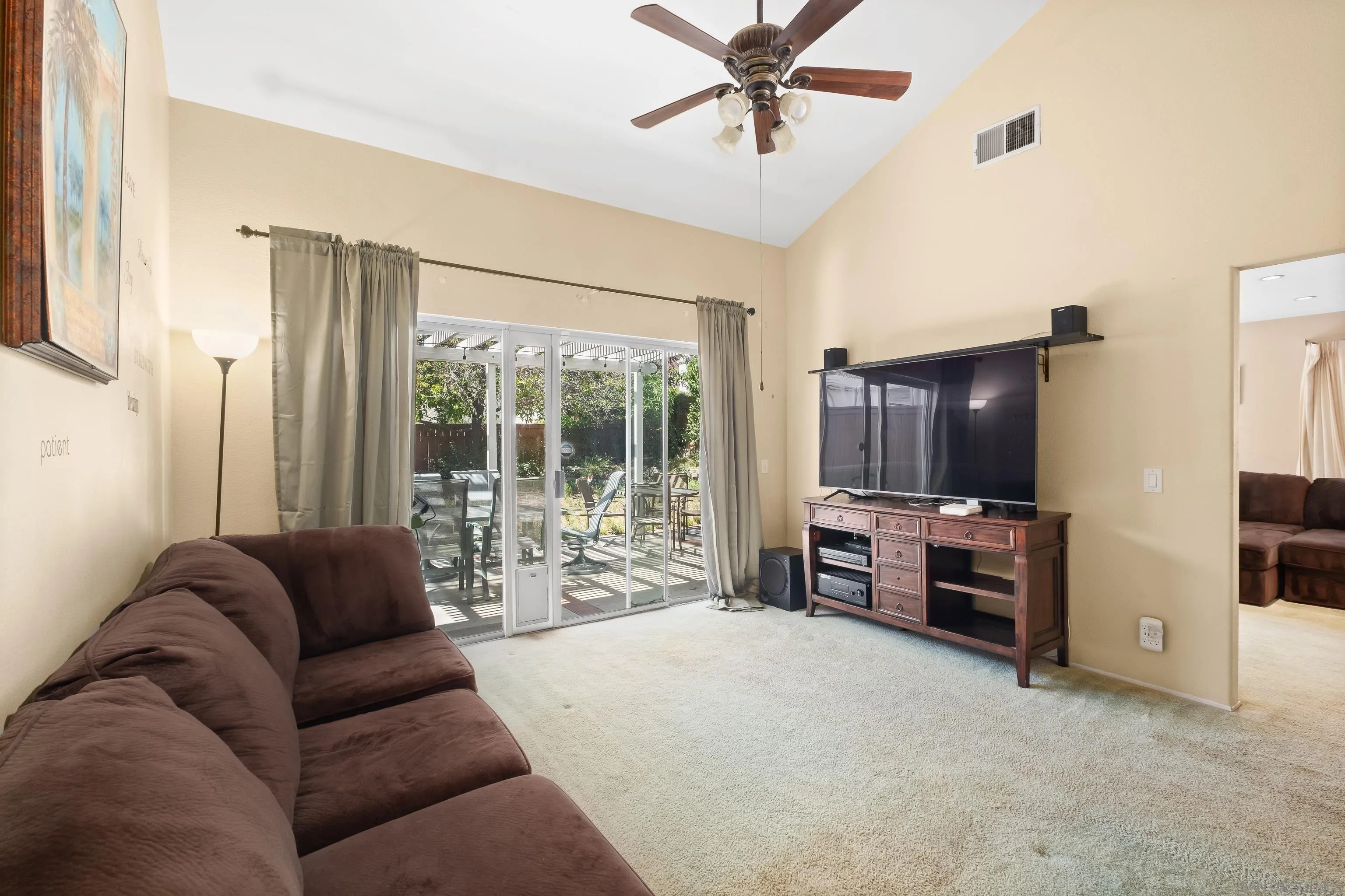 Photo #6: 260008888 Listing: Photo #6