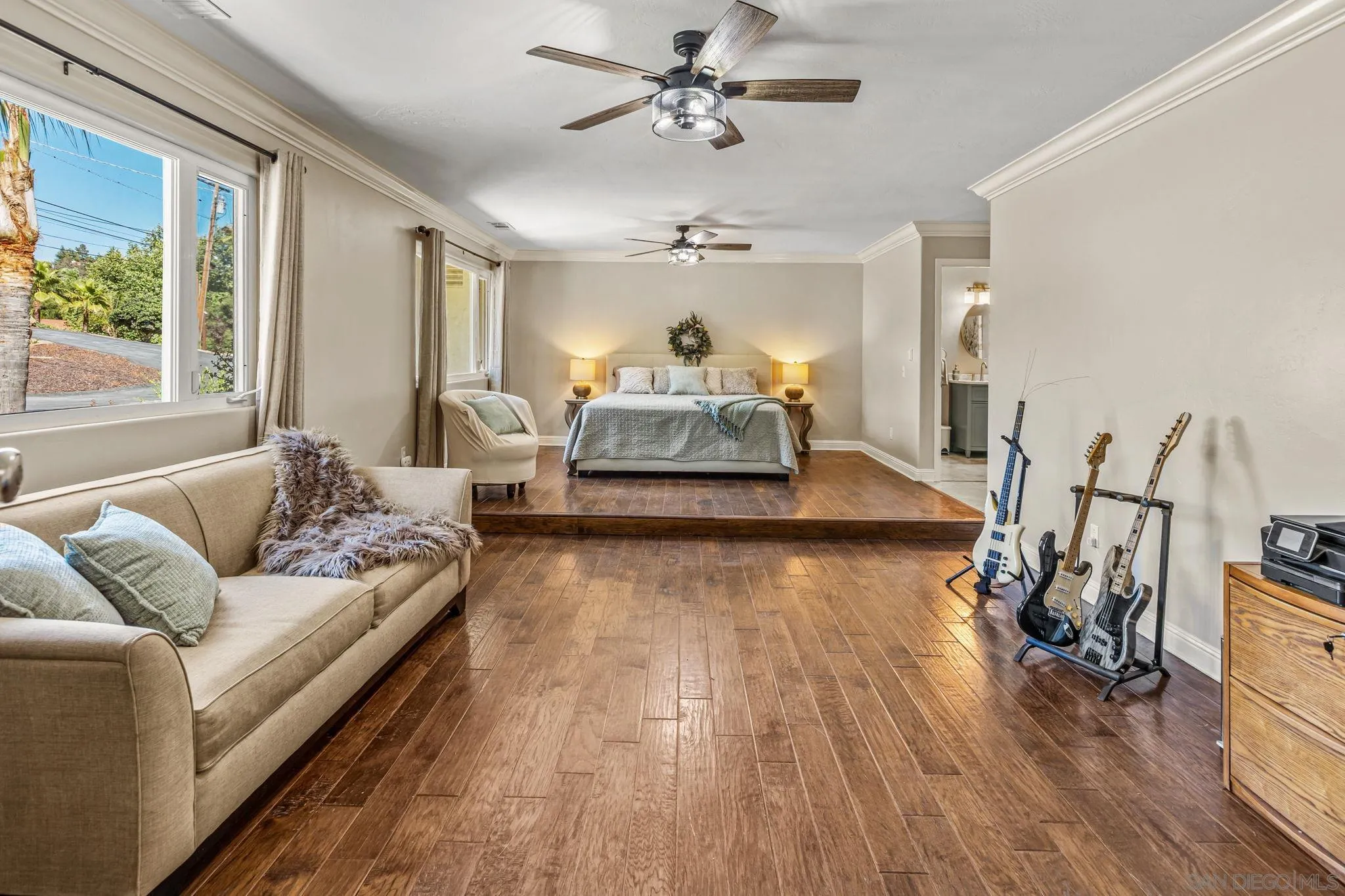 https://cdn.realtyfeed.com/cdn/127/260008890/1f5744c4078e9c2d51f357d2a875b834.webp