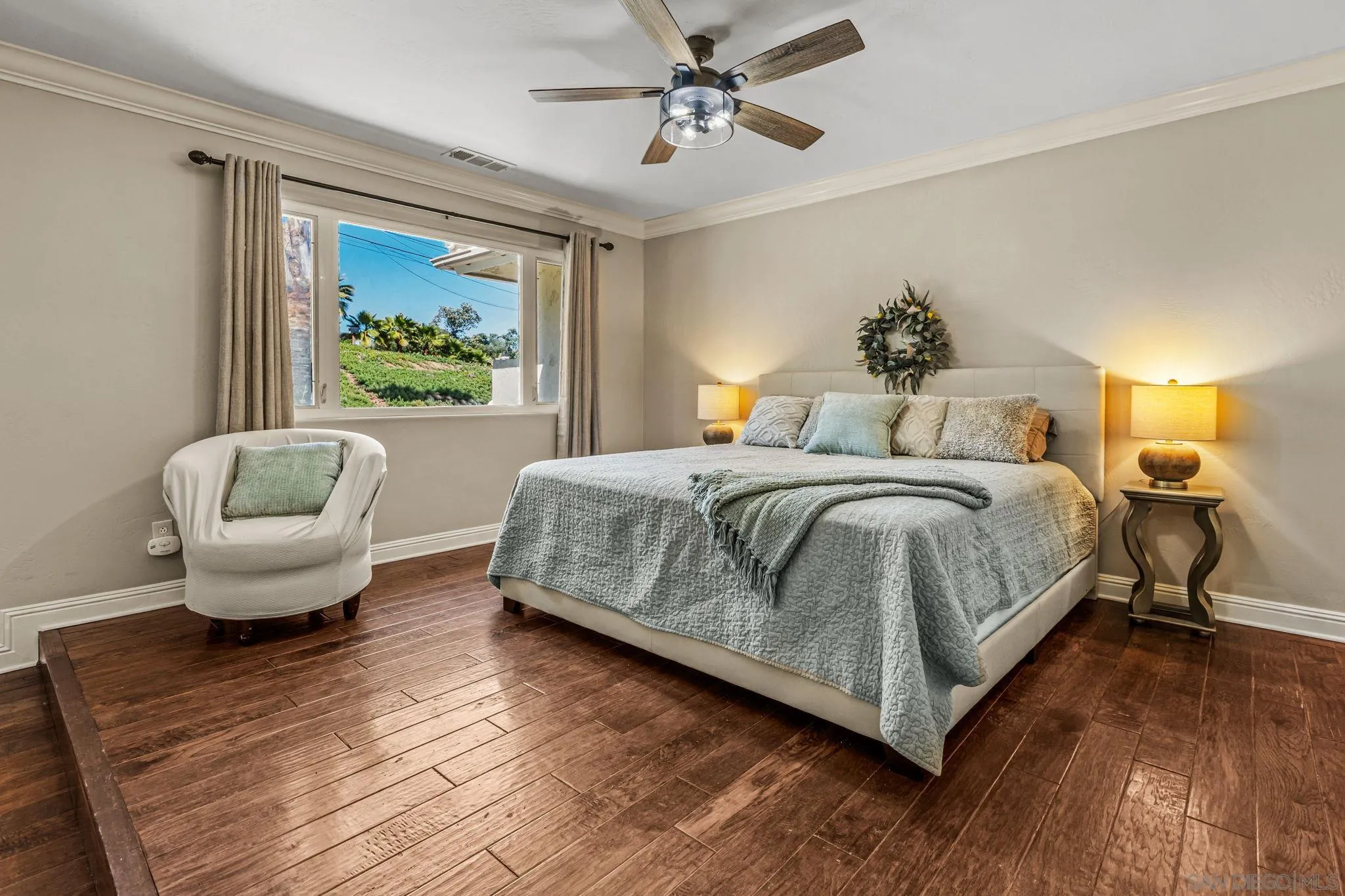 https://cdn.realtyfeed.com/cdn/127/260008890/3ac42b330339deeee80f28b718230b14.webp