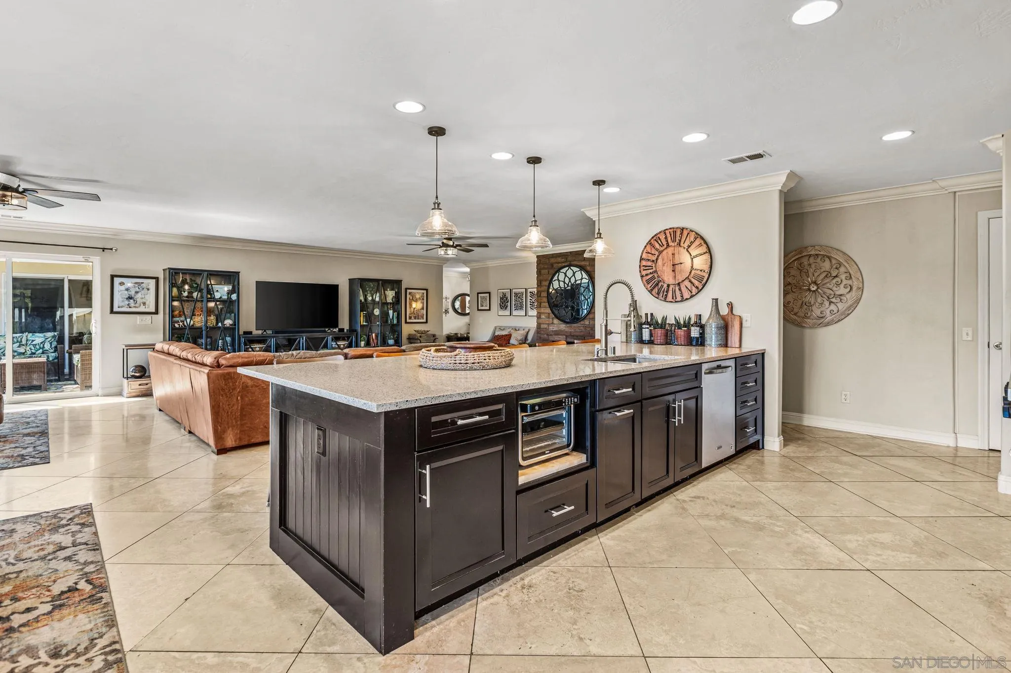 https://cdn.realtyfeed.com/cdn/127/260008890/9d786ef89c036e397a97608465db77d1.webp