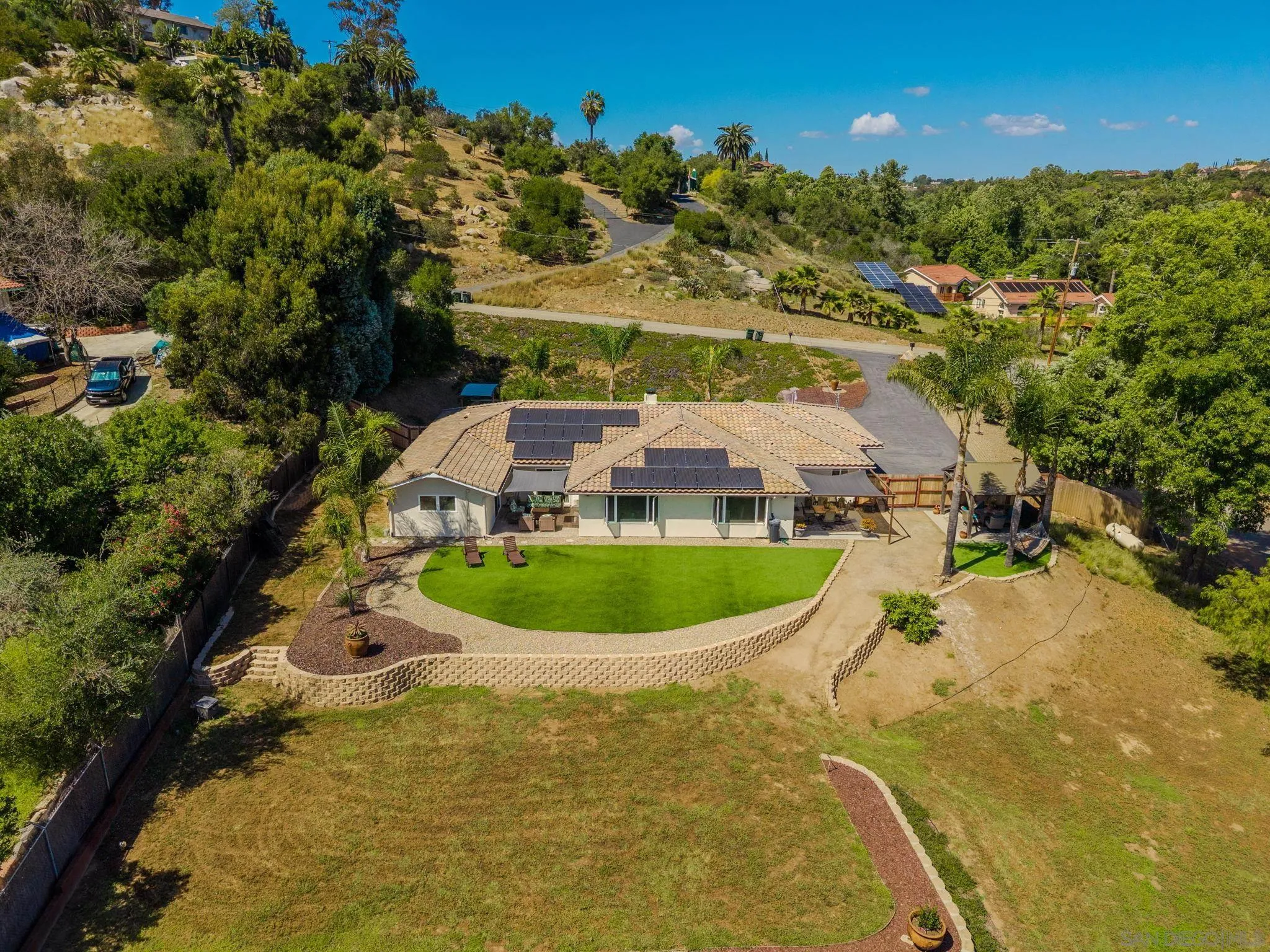 https://cdn.realtyfeed.com/cdn/127/260008890/cf90780f45b5df027c7b721fd142817a.webp