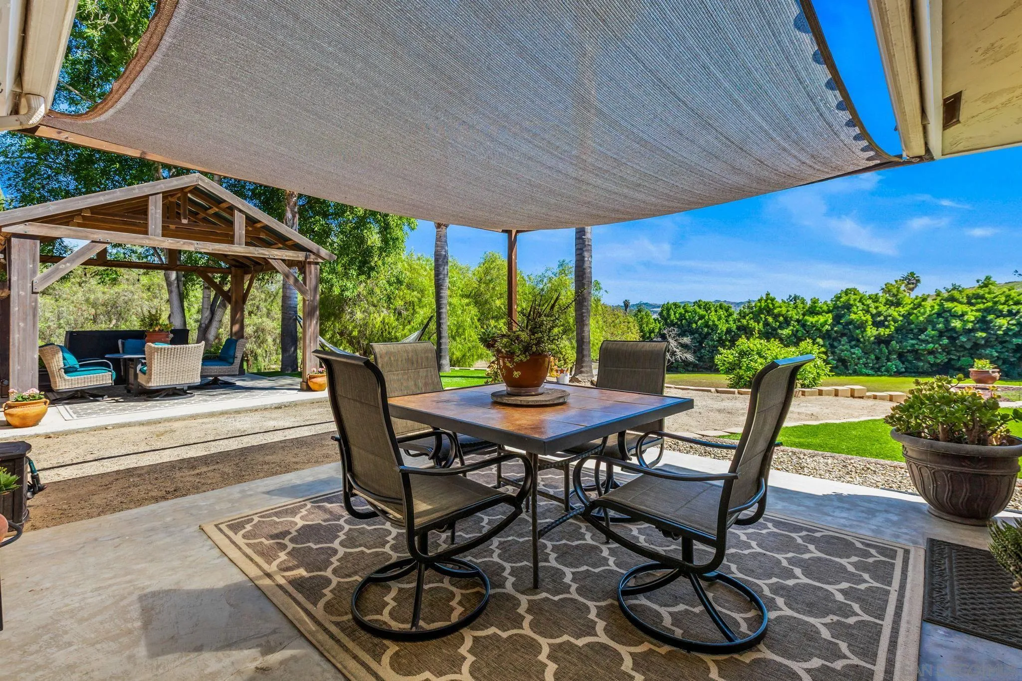 https://cdn.realtyfeed.com/cdn/127/260008890/e0d2847838059c2b94ff11c3a367a6a6.webp