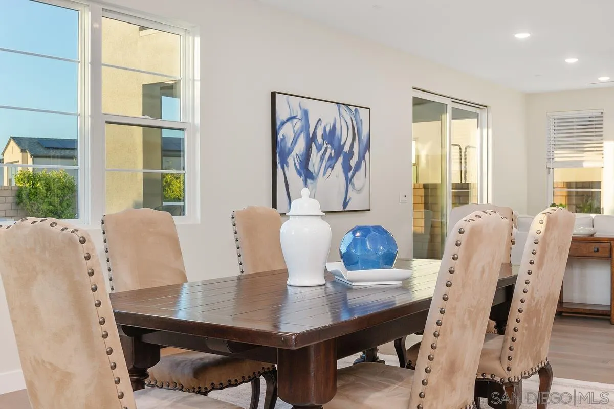 https://cdn.realtyfeed.com/cdn/127/260008897/329ec750566c41c42a30c45e4951fe02.webp