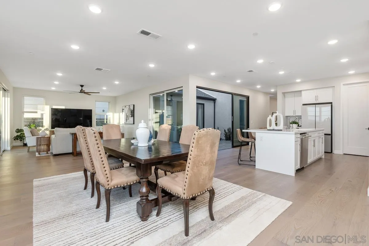 https://cdn.realtyfeed.com/cdn/127/260008897/405c67dc955df07caa77a9f5c126234a.webp