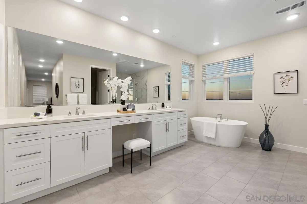 https://cdn.realtyfeed.com/cdn/127/260008897/a5a624b5104d34a928cddff3a6b6df52.webp
