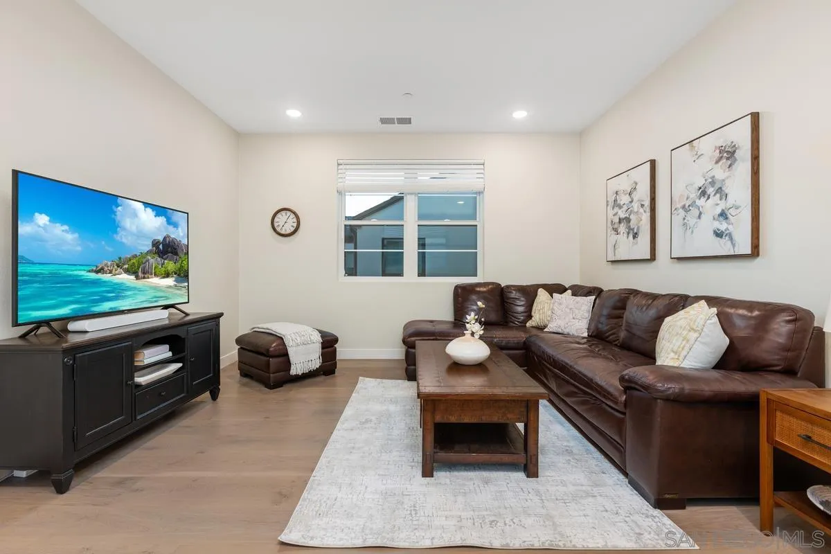 https://cdn.realtyfeed.com/cdn/127/260008897/aad33d510e709005a56476da82906255.webp