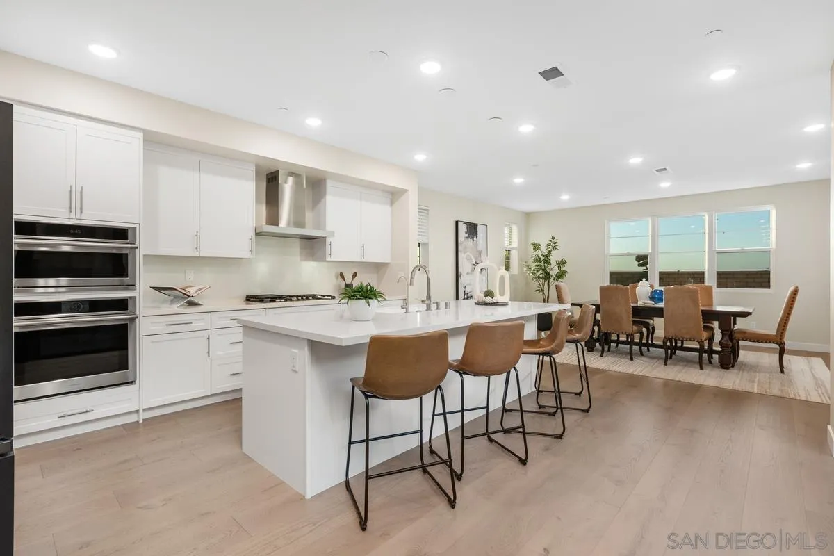 https://cdn.realtyfeed.com/cdn/127/260008897/ad040db319df0594470c752939accd36.webp