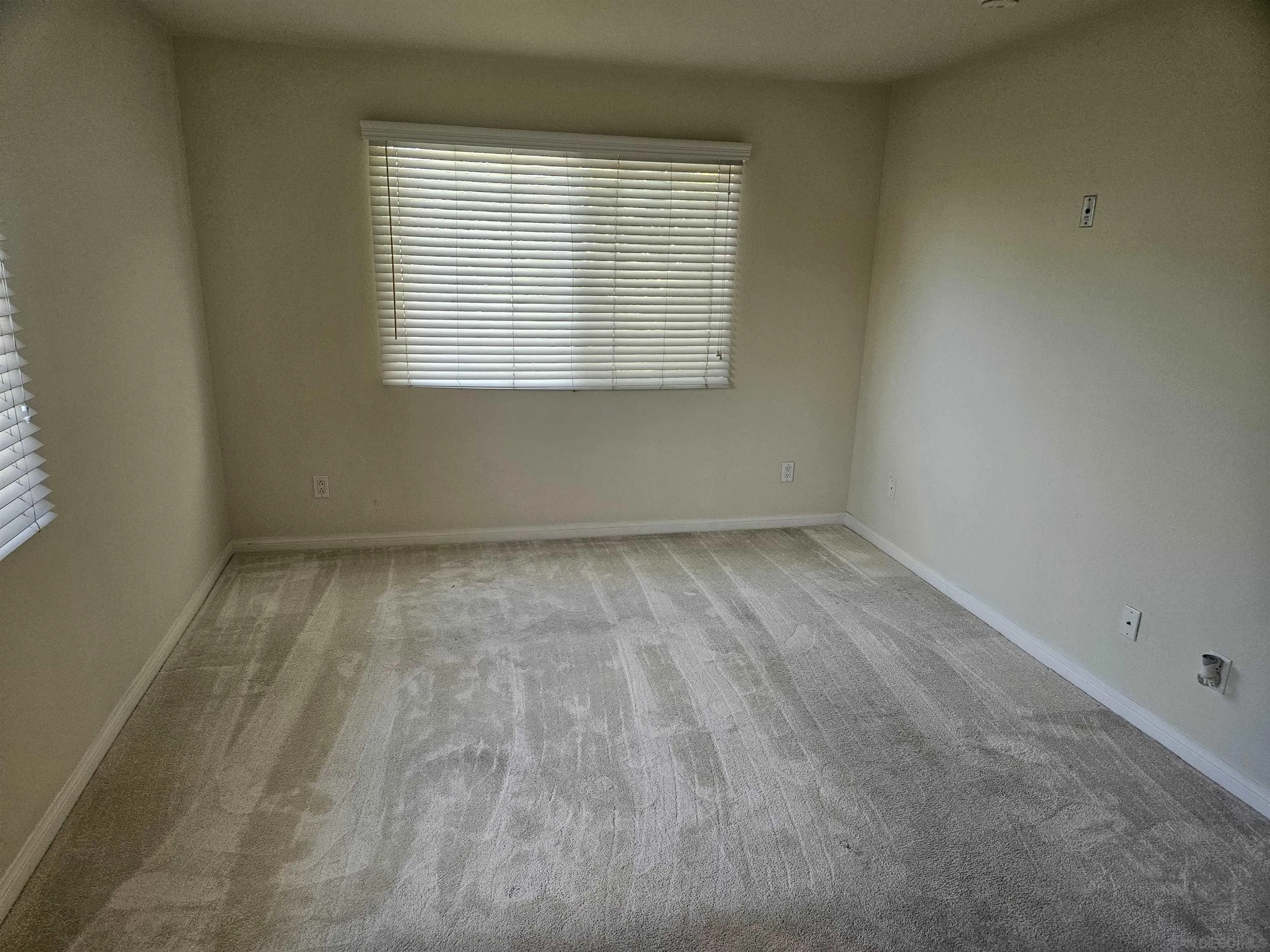 Photo #12: 260008903 Listing: Photo #12