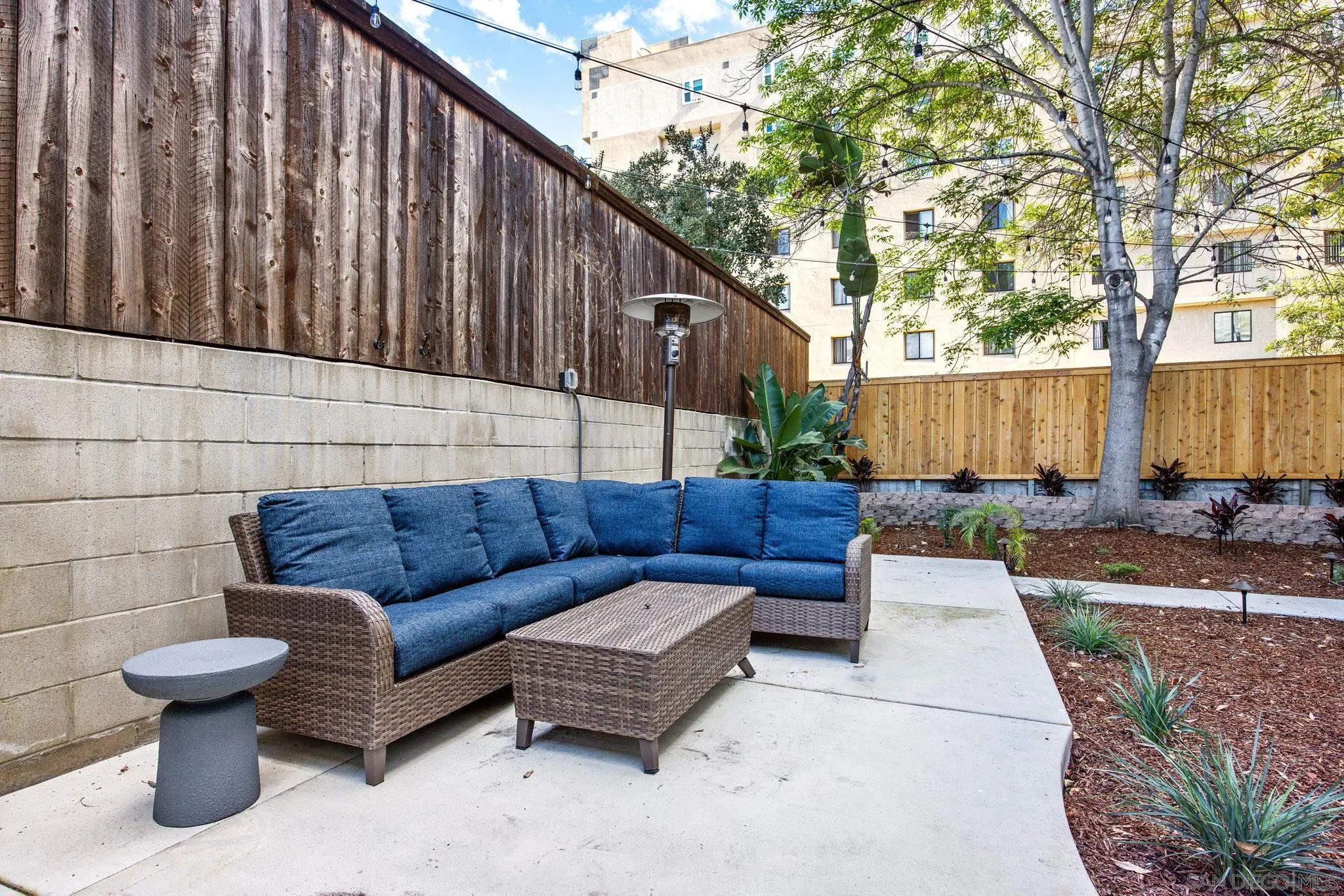 https://cdn.realtyfeed.com/cdn/127/260008906/3aac4f94e9e914f256852e2cef761244.webp