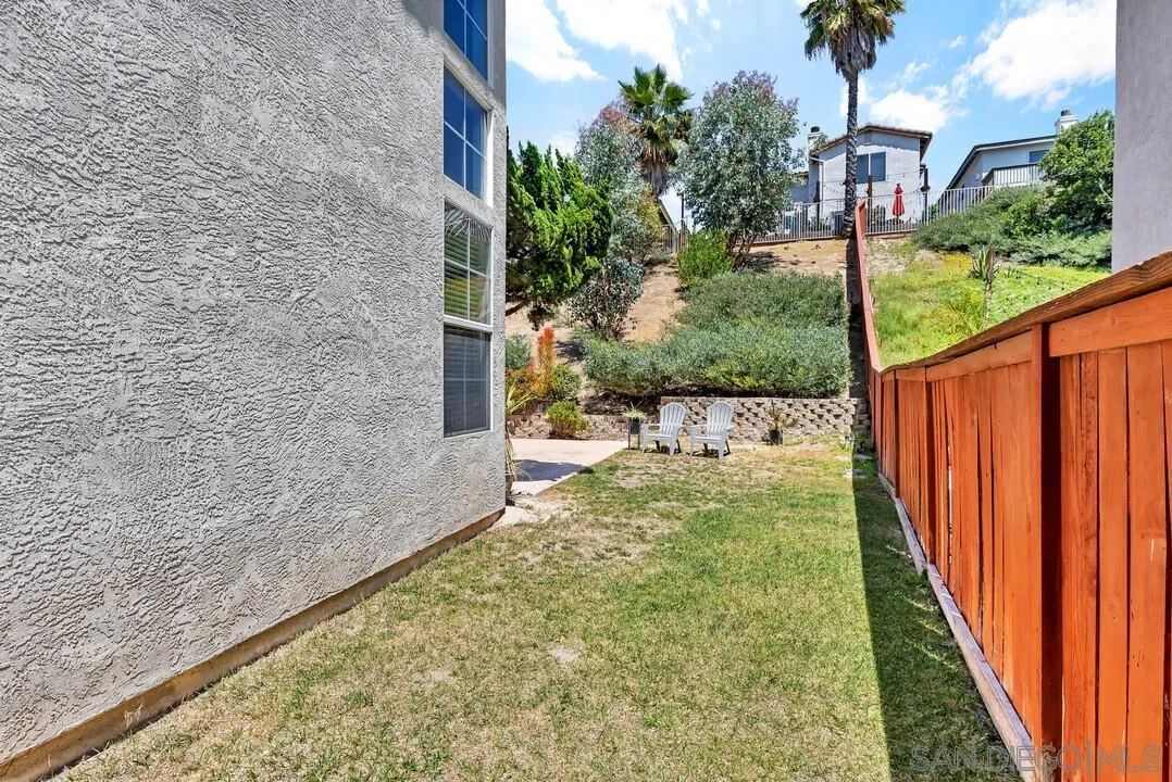 https://cdn.realtyfeed.com/cdn/127/260008915/0efcf6527f8bd346a233f4443411db0f.webp