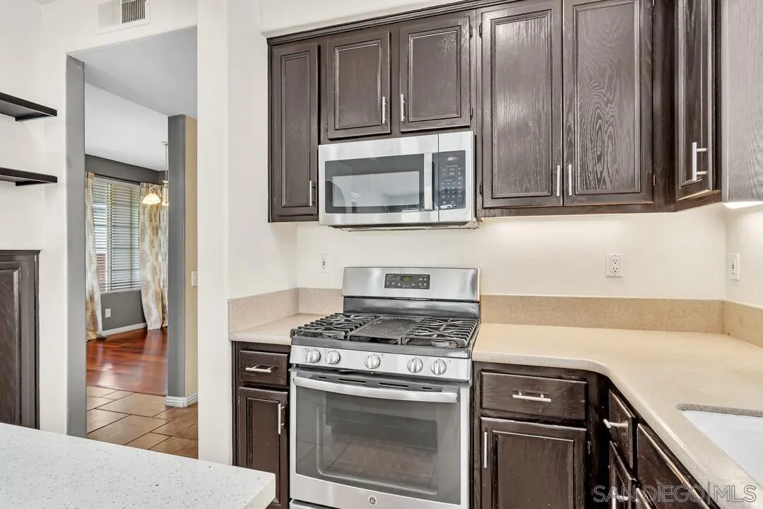 https://cdn.realtyfeed.com/cdn/127/260008915/a53fe9a506cda18fa207e401094d24c7.webp