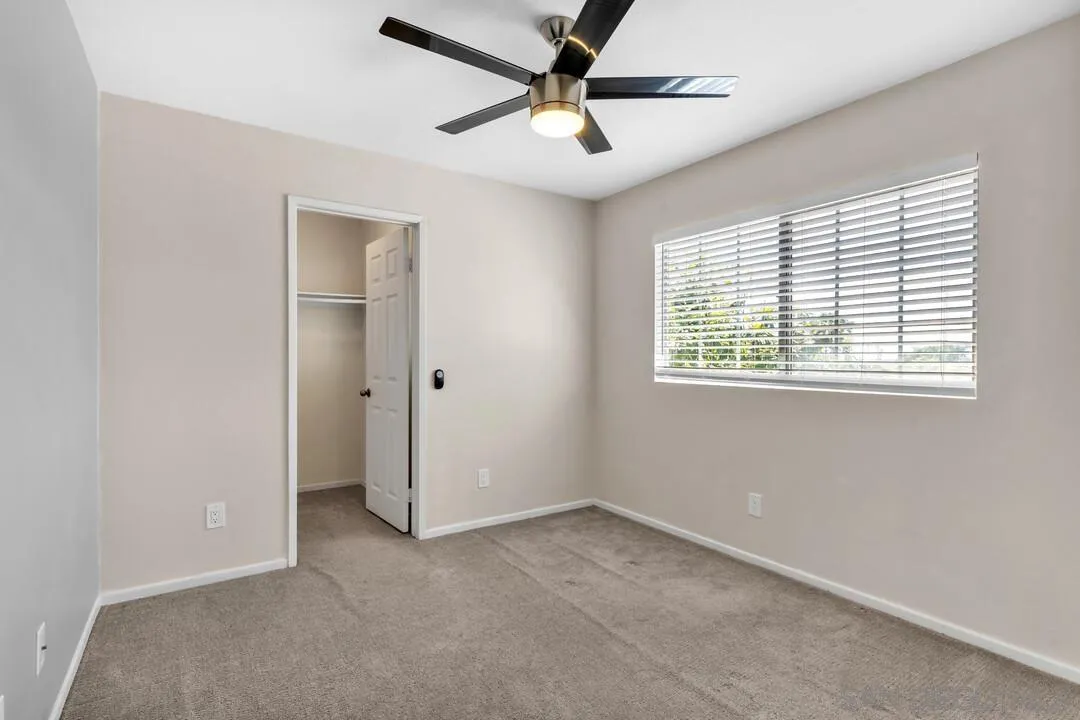 https://cdn.realtyfeed.com/cdn/127/260008915/aea48d43d04bead83df180581641b447.webp