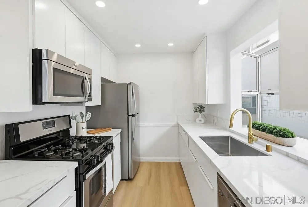 Photo #16: 260008916 Listing: Photo #16