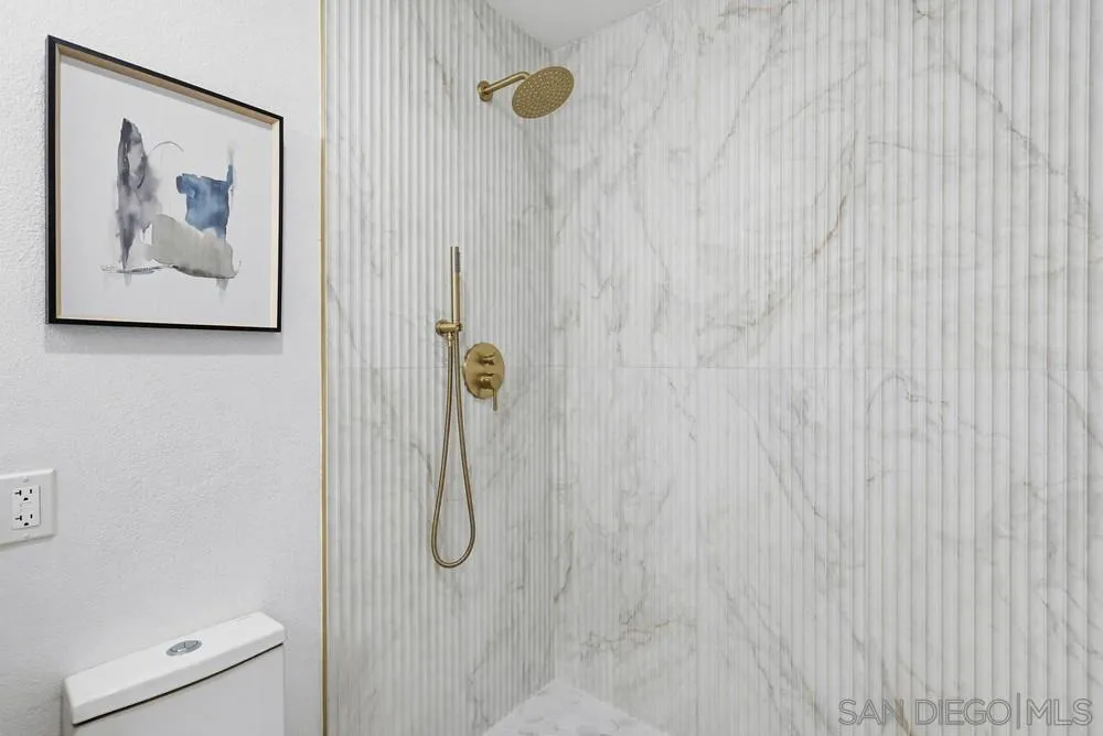 Photo #31: 260008916 Listing: Photo #31