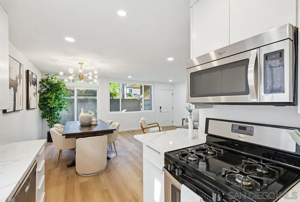 Photo #18: 260008916 Listing: Photo #18