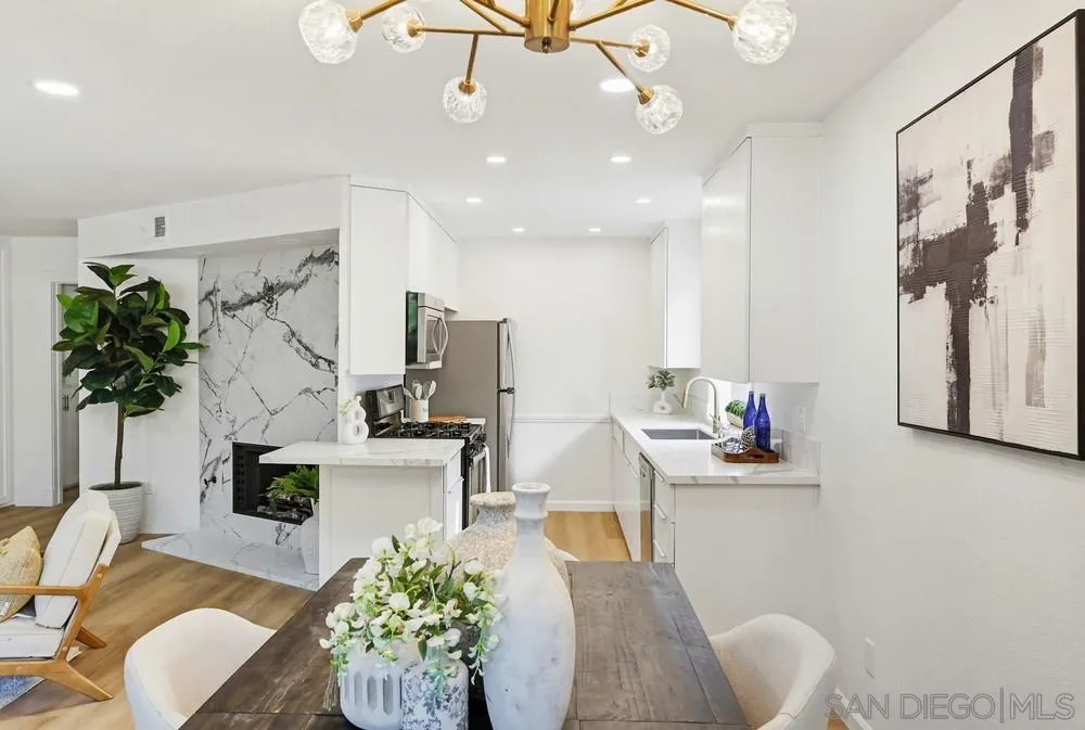 Photo #6: 260008916 Listing: Photo #6