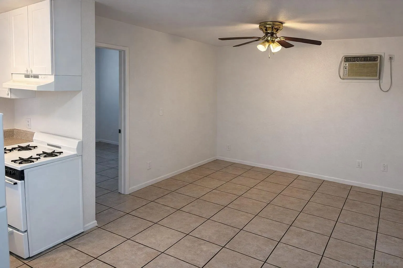 627 6th Ave, Escondido, CA, 92025