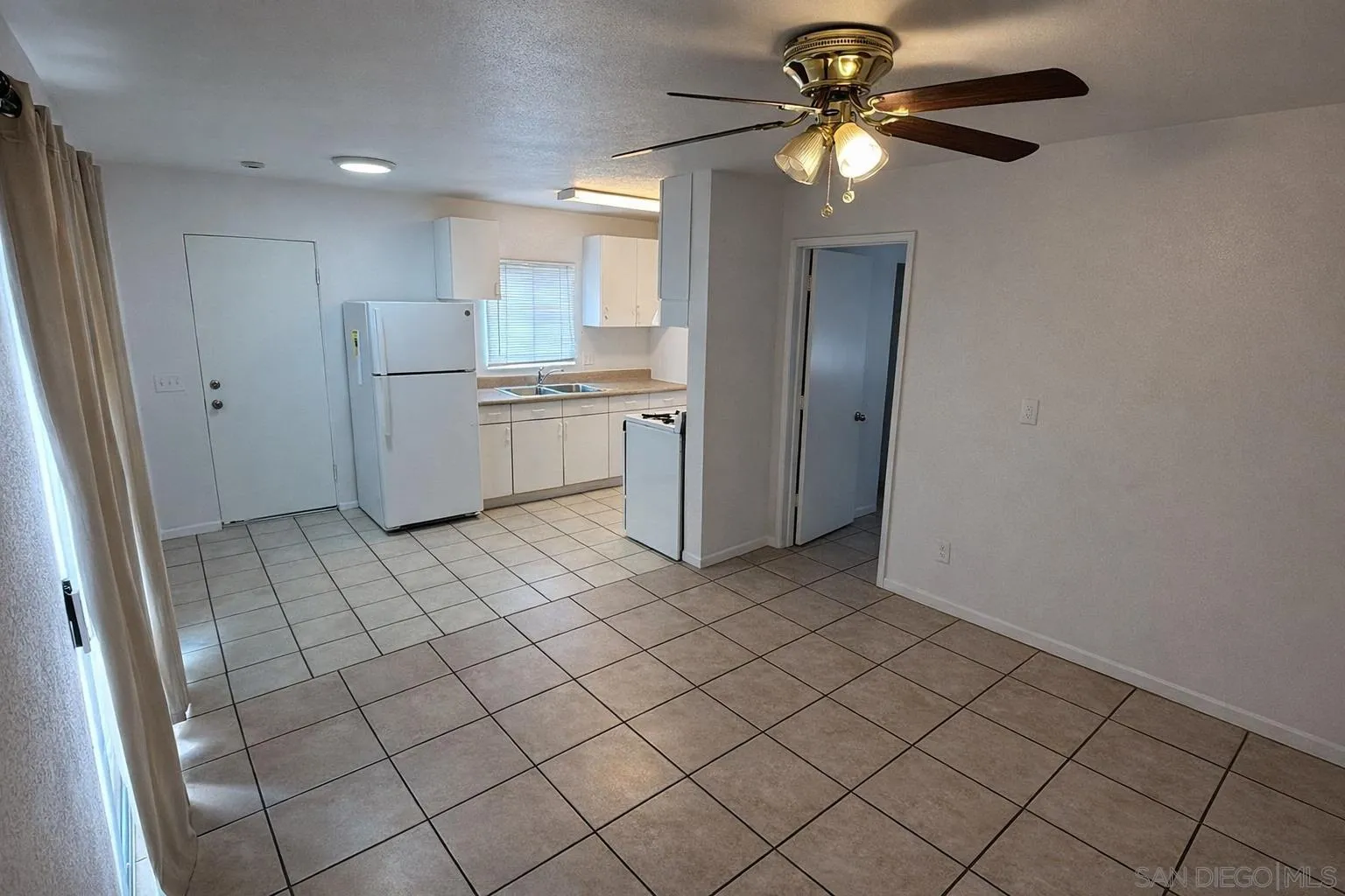 627 6th Ave, Escondido, CA, 92025