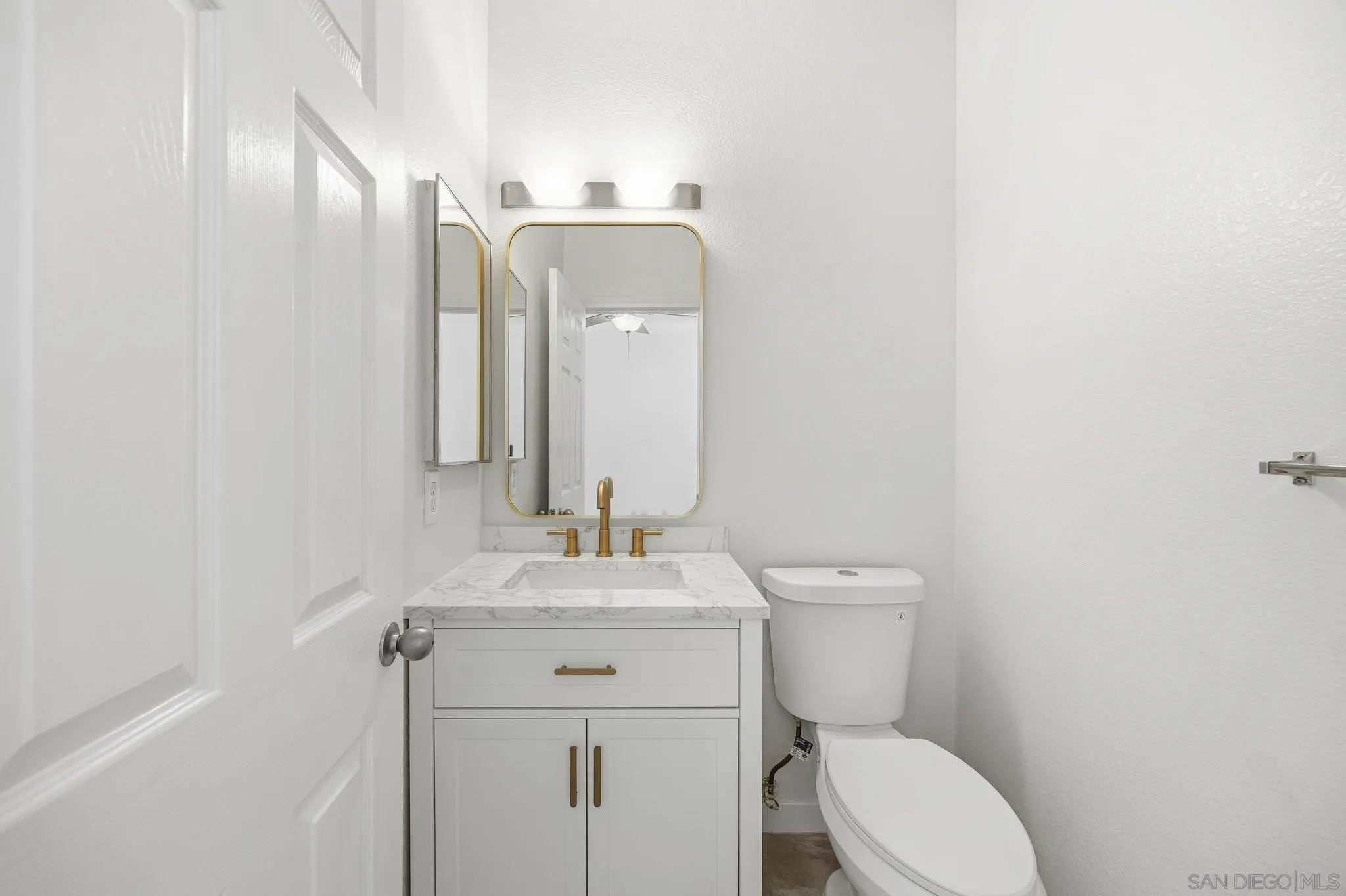 Photo #9: 260008922 Listing: Photo #9