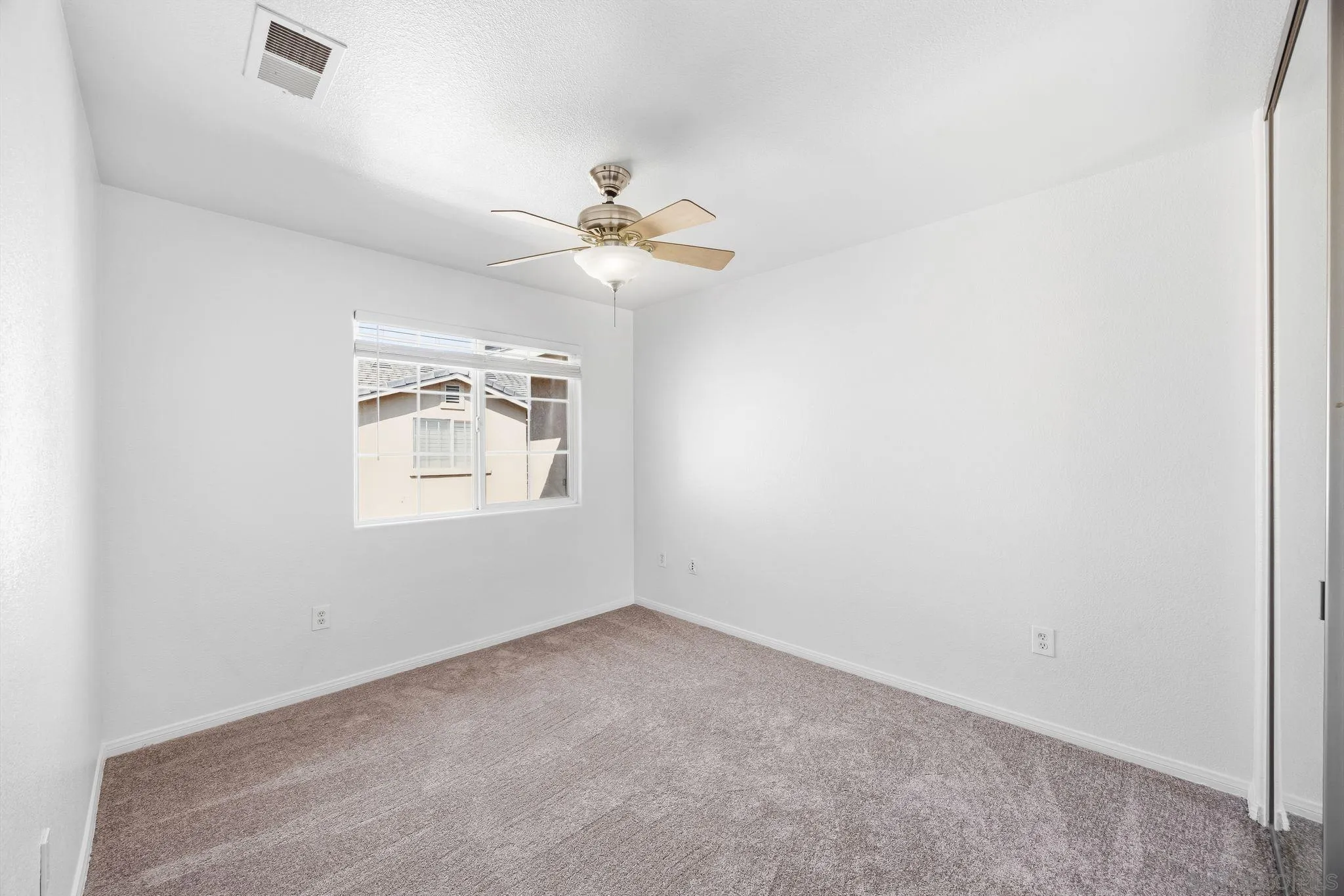 Photo #13: 260008922 Listing: Photo #13