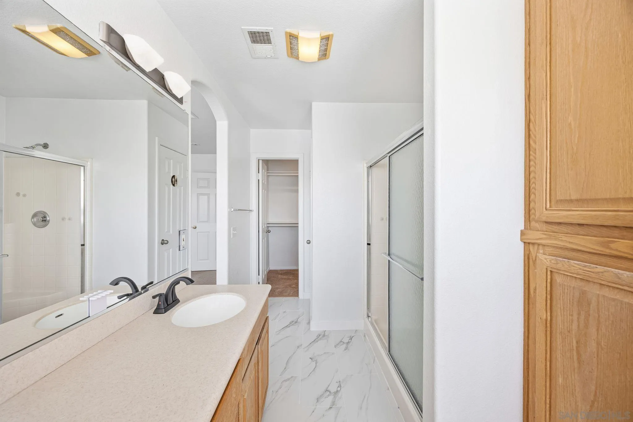 Photo #12: 260008922 Listing: Photo #12