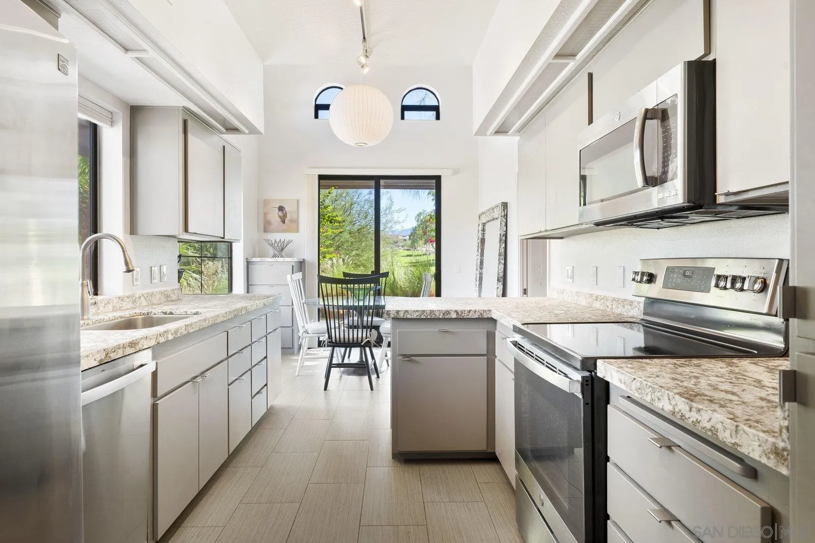 https://cdn.realtyfeed.com/cdn/127/260008925/b75303994c841441dd8a03a38fb91d1e.webp