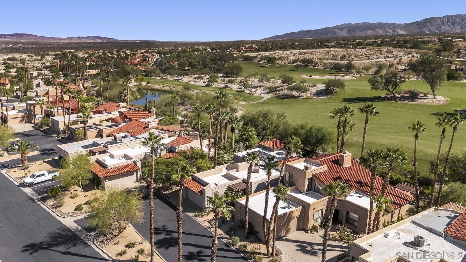 https://cdn.realtyfeed.com/cdn/127/260008925/c80e1d8059523547b862543d9a8d364e.webp