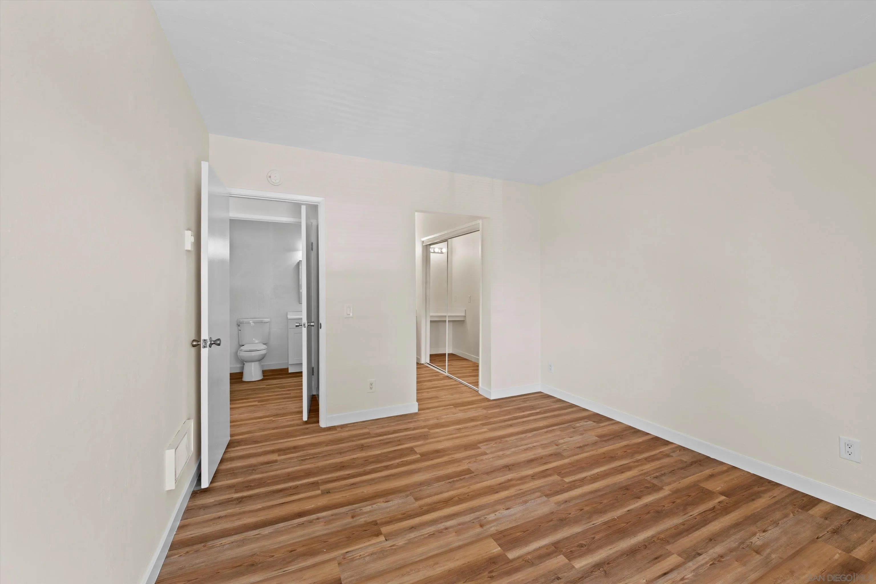 Photo #29: 260008929 Listing: Photo #29