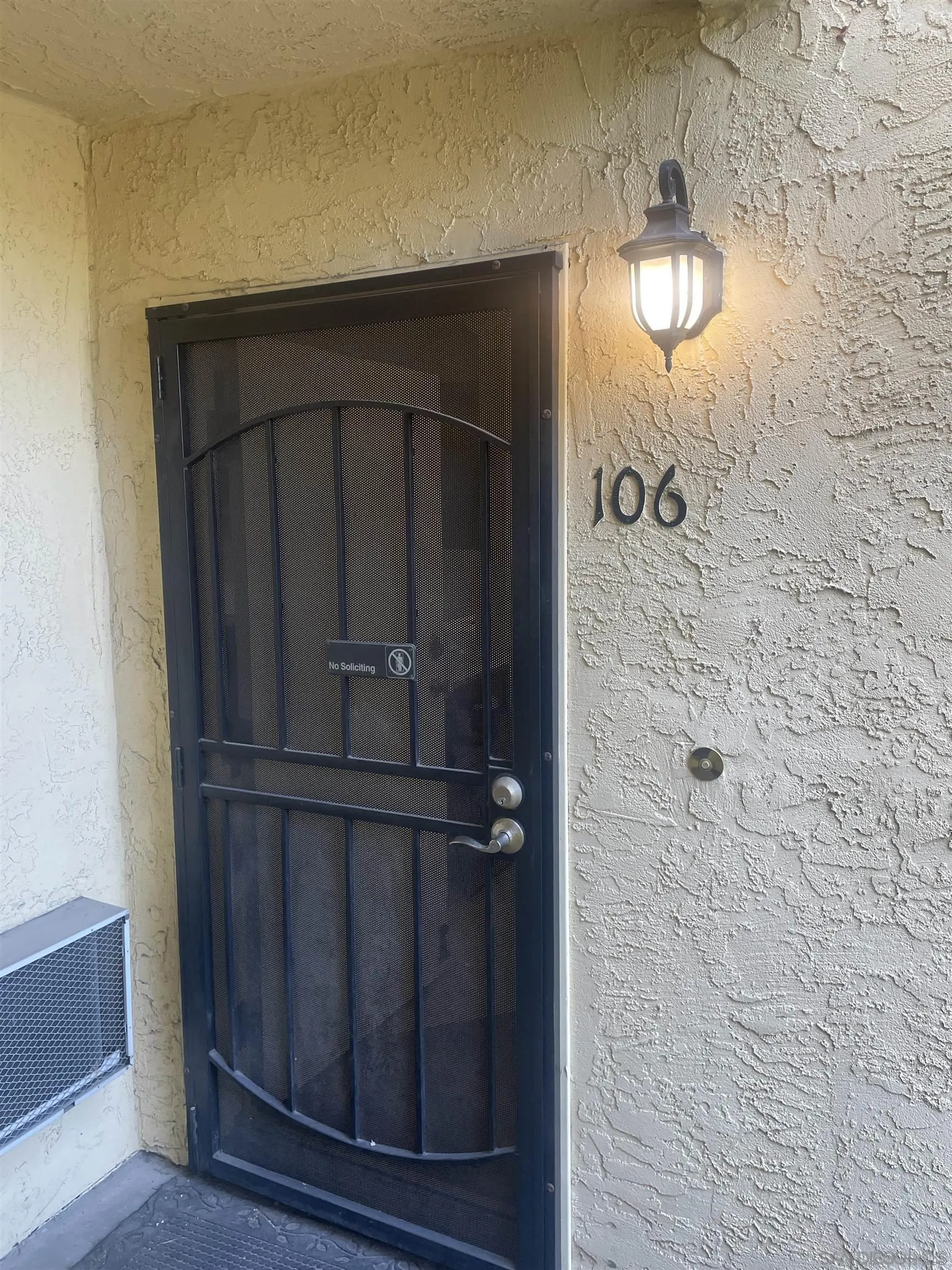 9949 Erma Rd. UNIT 106, San Diego, CA, 92131