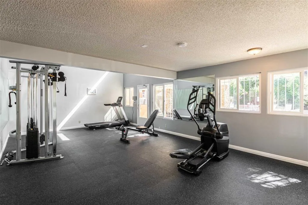 9949 Erma Rd. UNIT 106, San Diego, CA, 92131