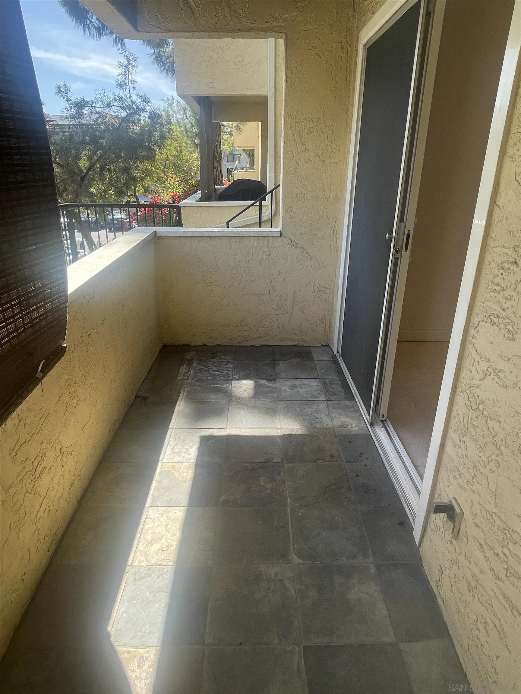 9949 Erma Rd. UNIT 106, San Diego, CA, 92131