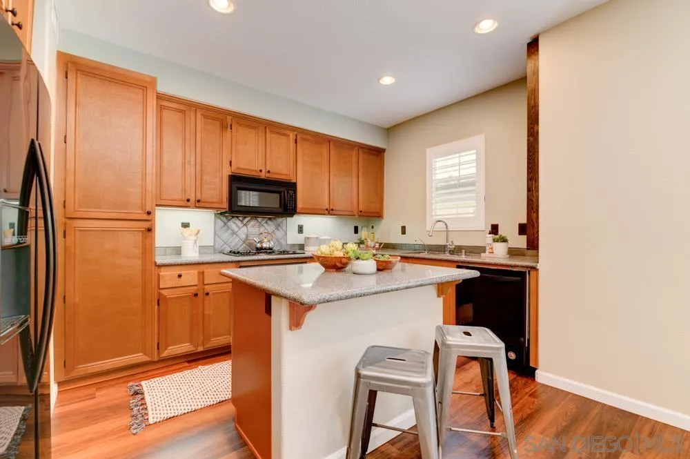 Photo #10: 260008932 Listing: Photo #10