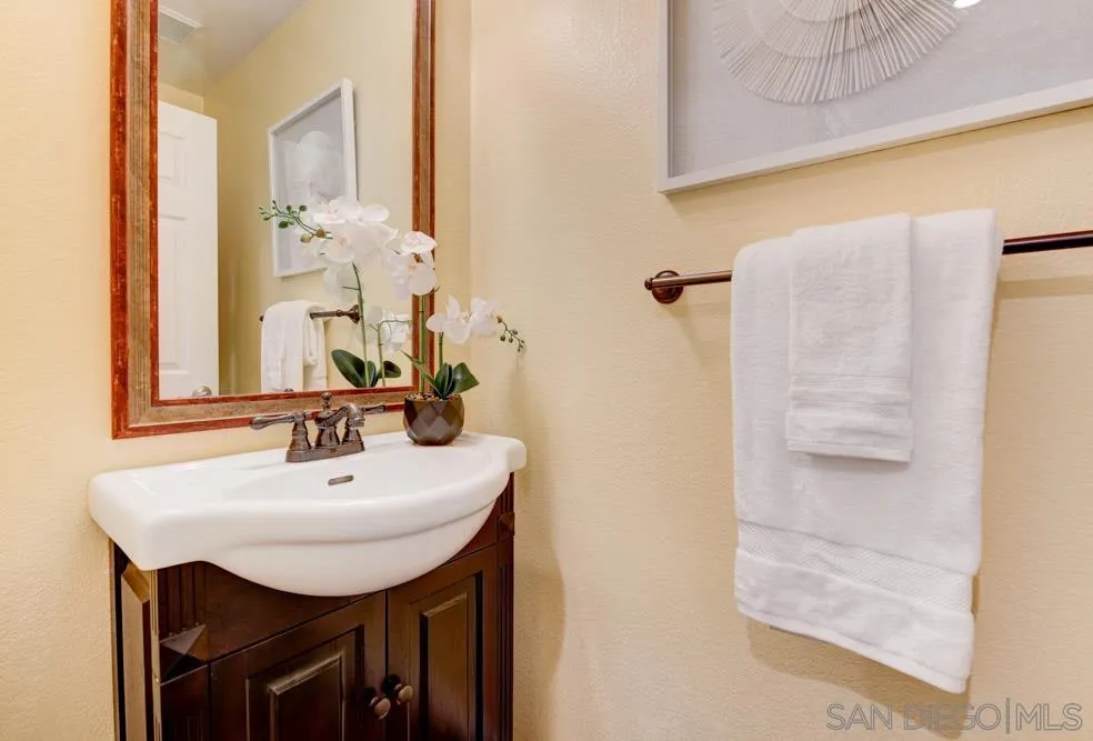 Photo #21: 260008932 Listing: Photo #21