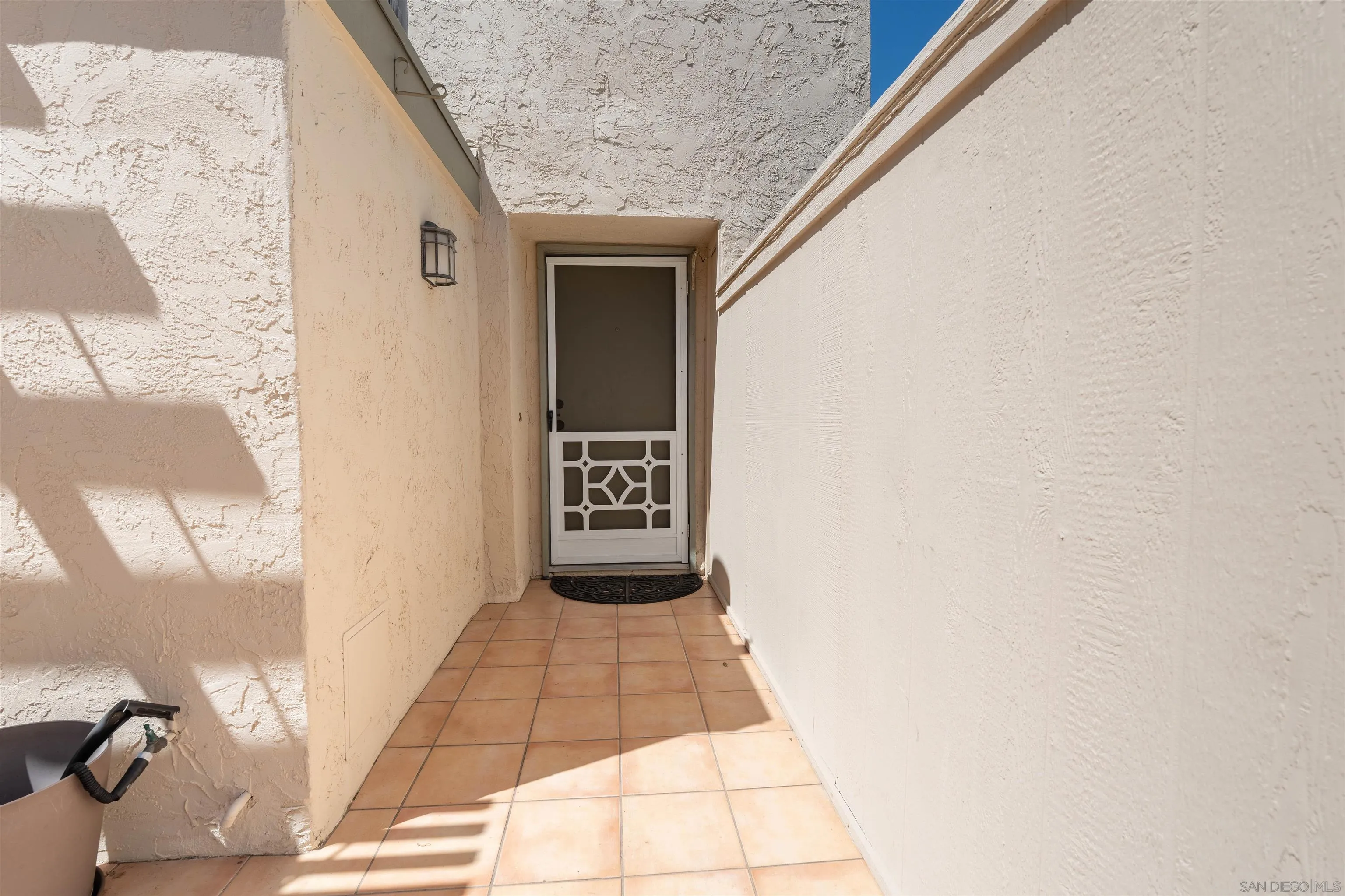 https://cdn.realtyfeed.com/cdn/127/260008933/2d098d4fd60a0a64b289b9c3790d046e.webp