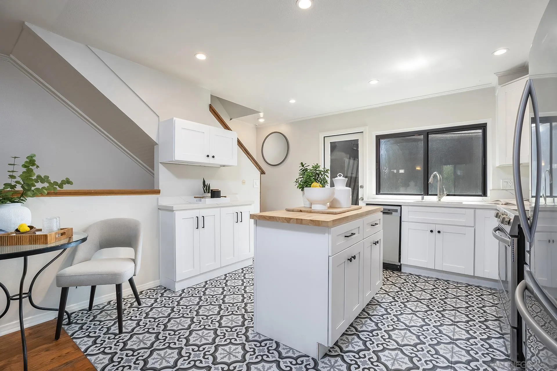 Photo #12: 260008938 Listing: Photo #12