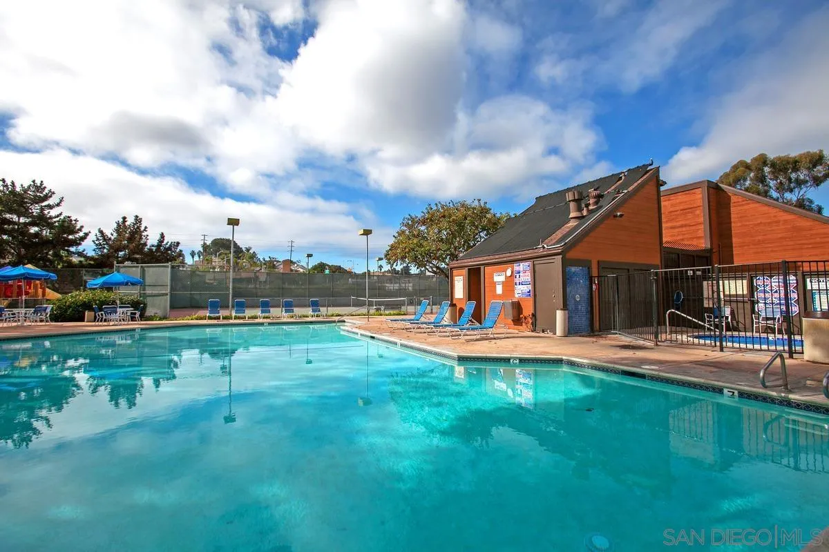 Photo #56: 260008938 Listing: Photo #56