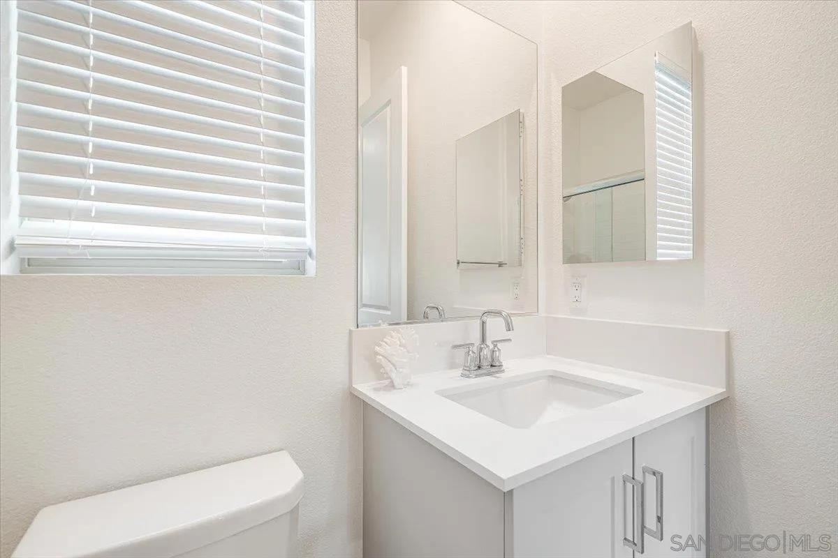 https://cdn.realtyfeed.com/cdn/127/260008940/1b7f576a1682cb56257bf09a9ee2b499.webp