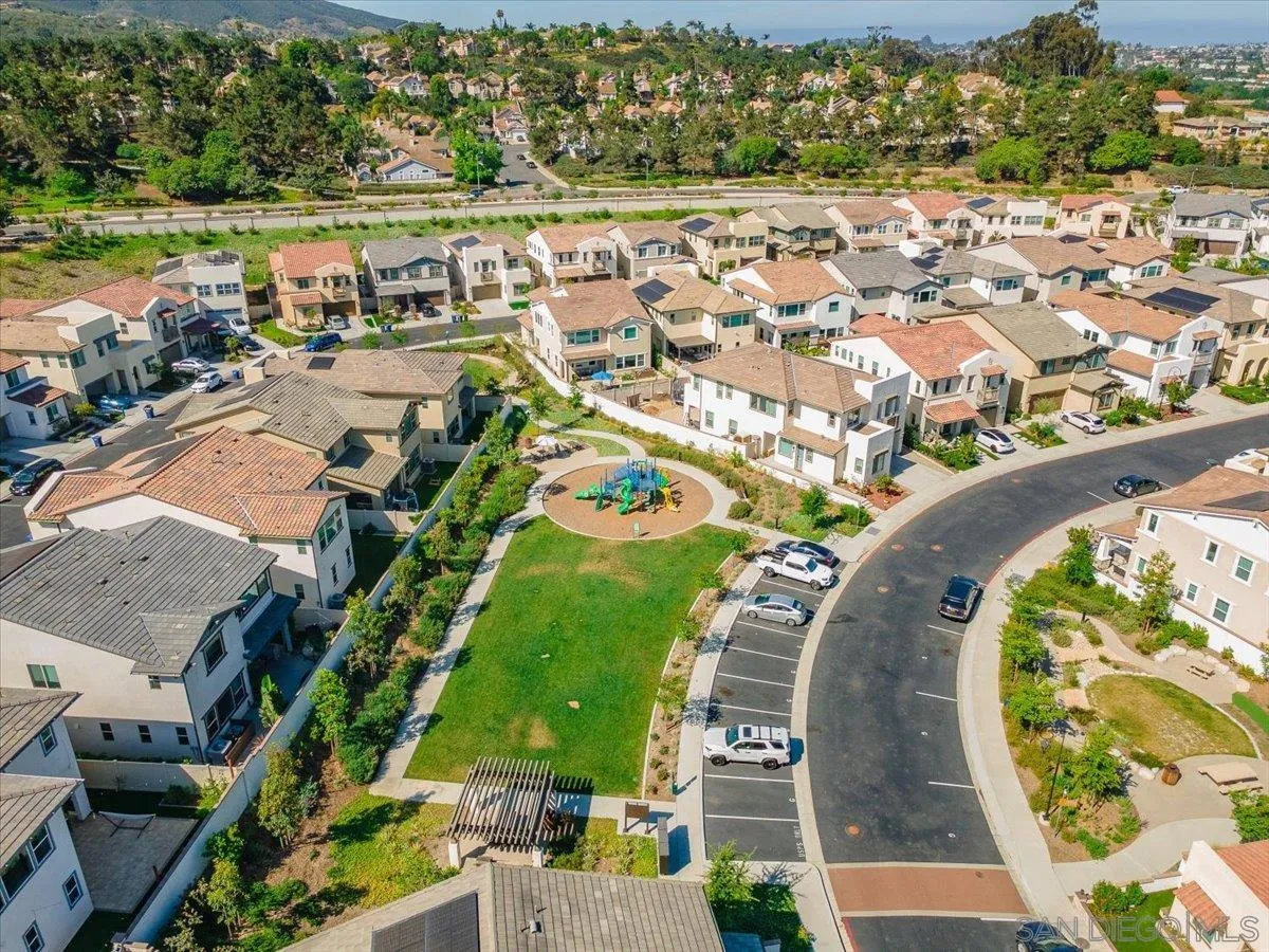 https://cdn.realtyfeed.com/cdn/127/260008940/6ff05b507c1b611008d28c7c8cf529c3.webp