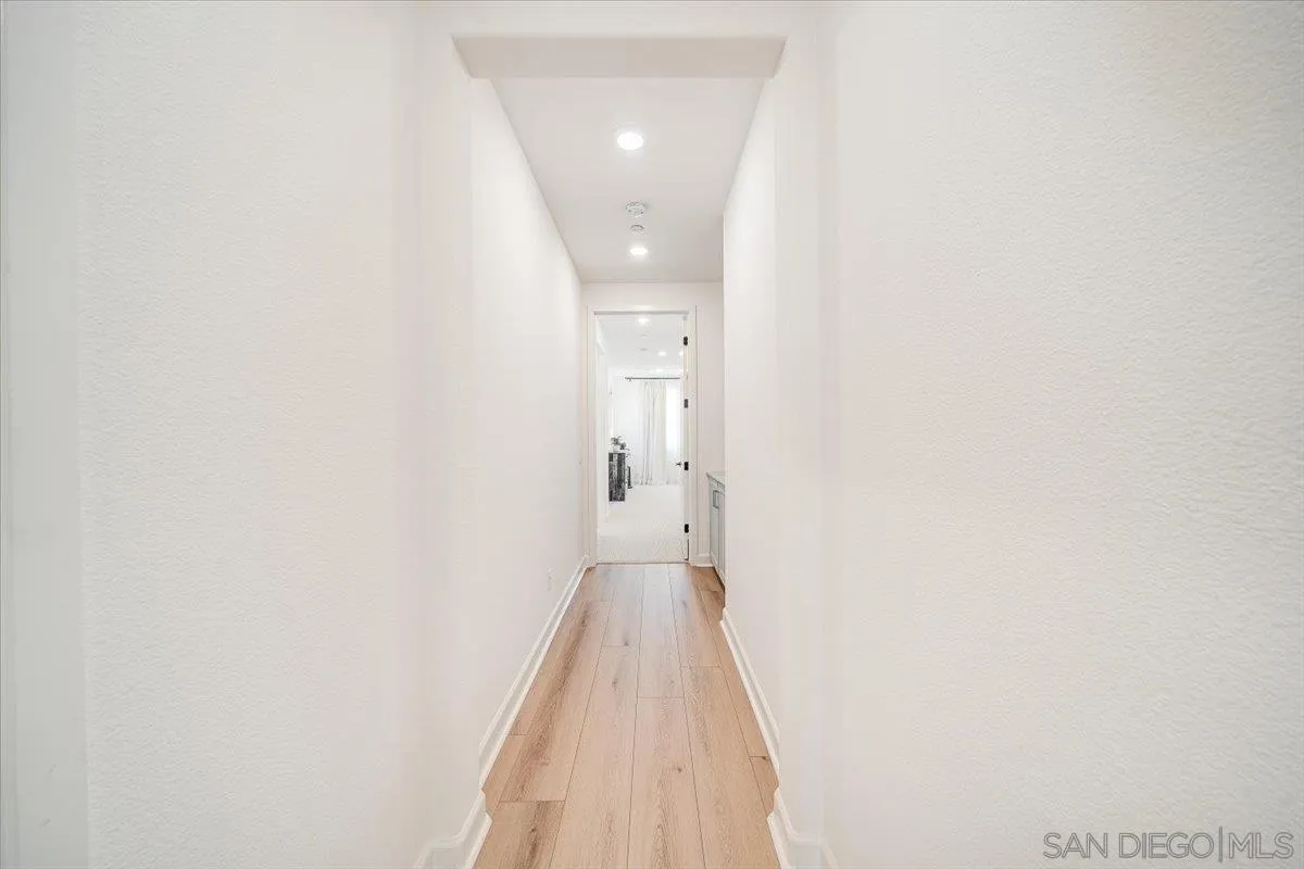 https://cdn.realtyfeed.com/cdn/127/260008940/7025d495d5e4a3ee3aca0905ffbb767e.webp