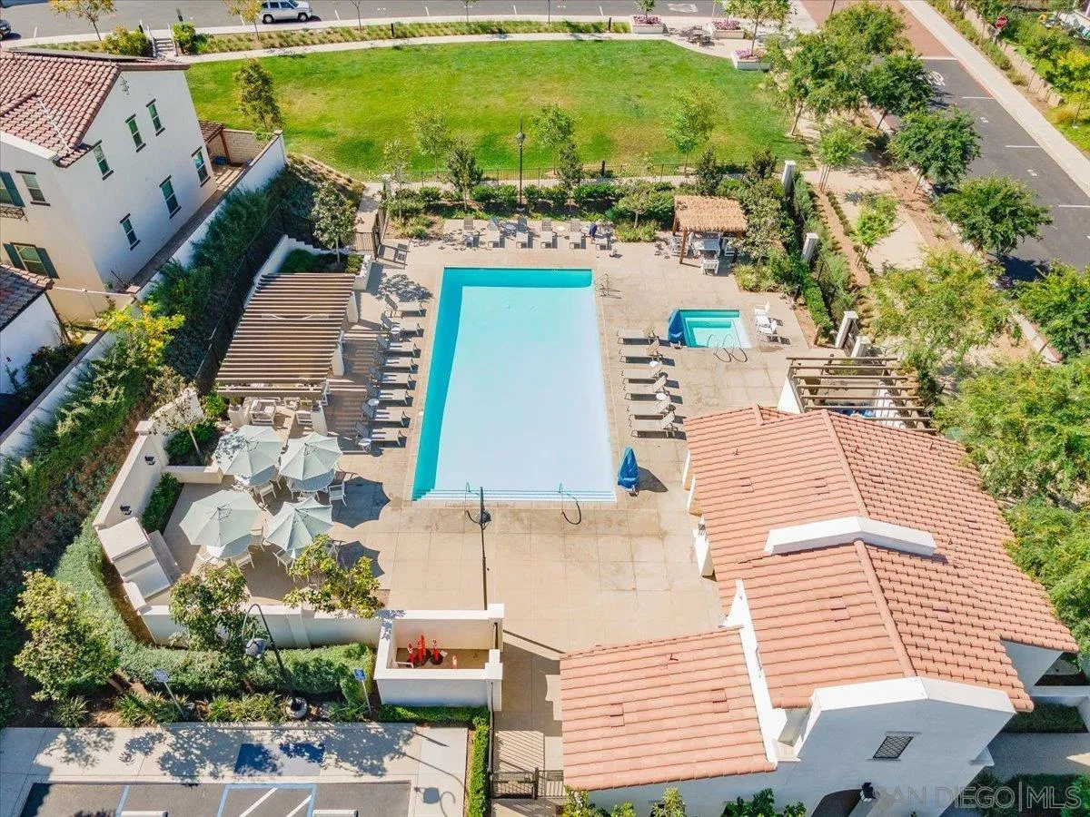 https://cdn.realtyfeed.com/cdn/127/260008940/81bfac466fa296d89ede3d9c911d229e.webp