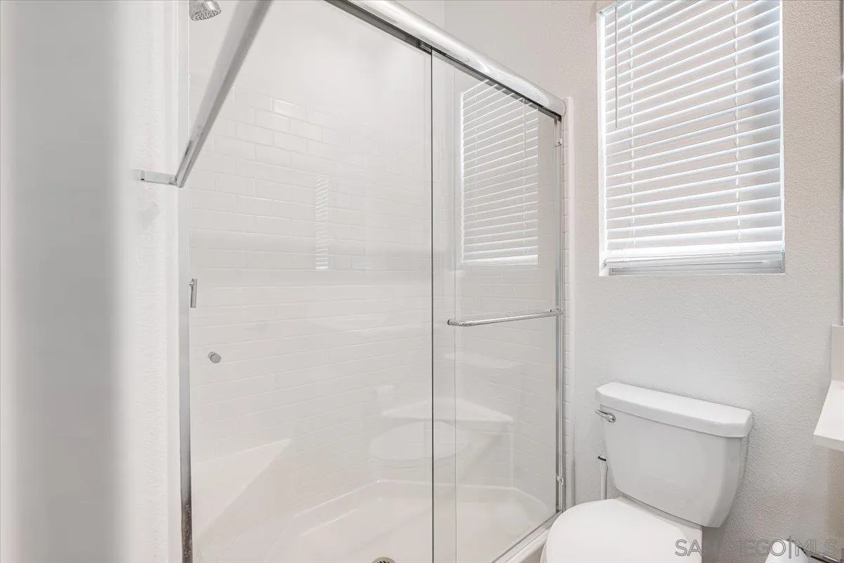 https://cdn.realtyfeed.com/cdn/127/260008940/9263340cef2efcb8a8151f915da2f873.webp